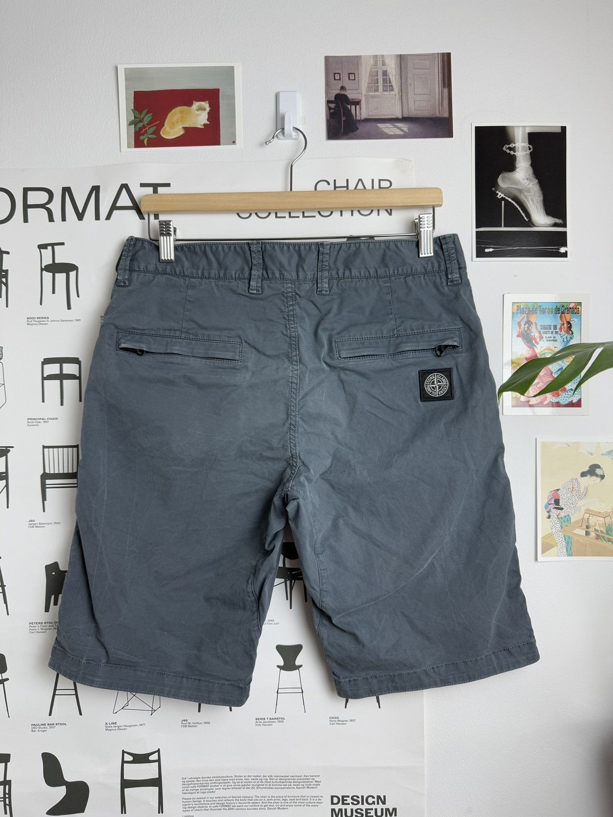 Designer × Stone Island Stone Island small logo shorts 30 designer luxury drill italy Size US 30 / EU 46 - 1 Thumbnail