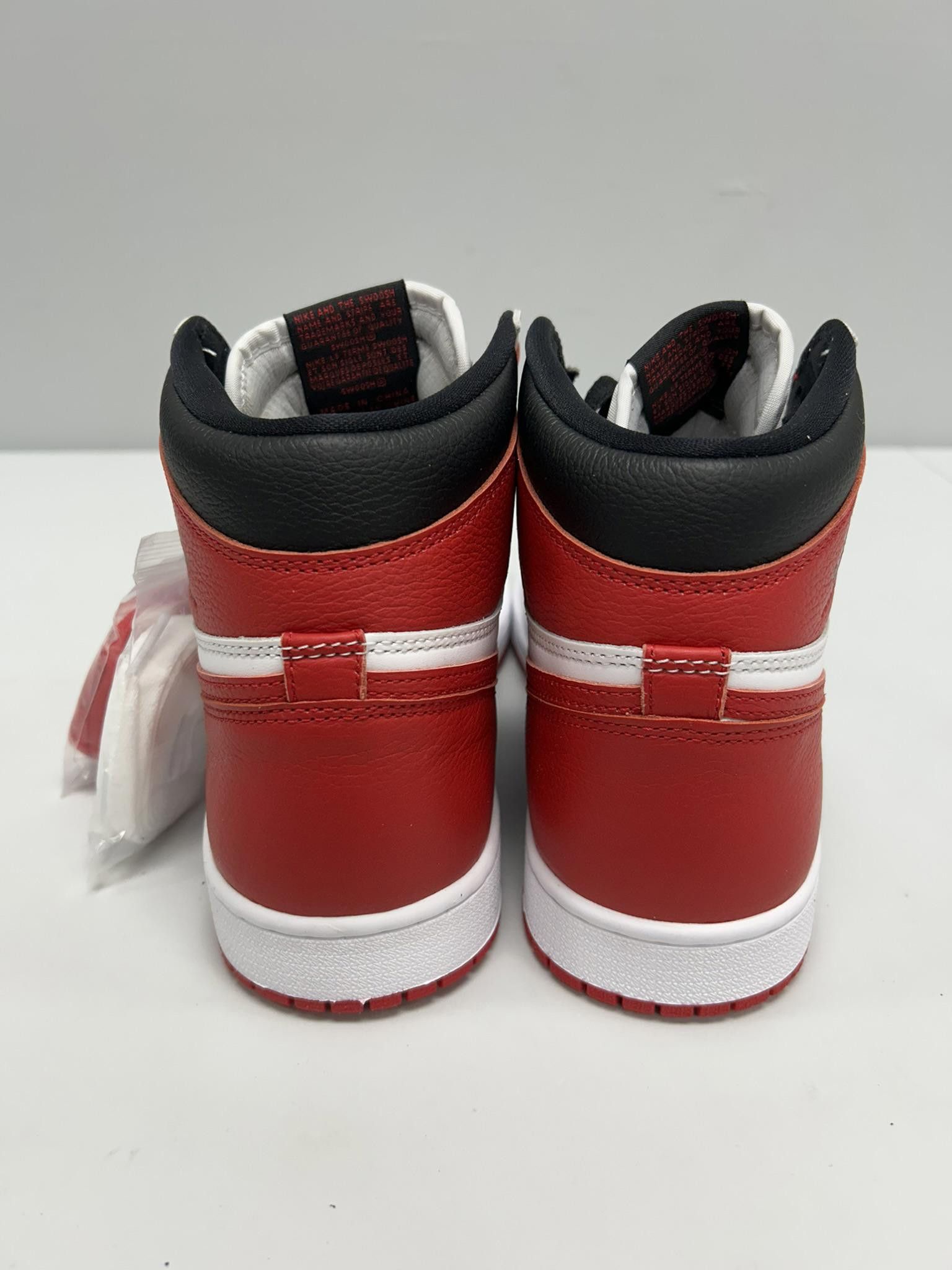 Nike Nike Air Jordan 1 Retro High OG Red/White Sneakers Size US 10 / EU 43 - 8 Thumbnail
