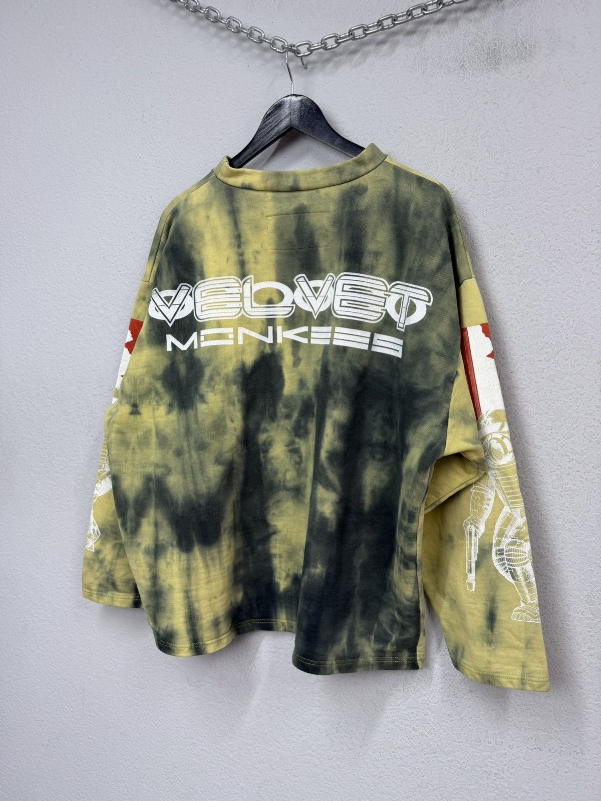 Other Vintage Velvet Monkees Tribal We Are Family 90s Sweatshirt Size US L / EU 52-54 / 3 - 12 Thumbnail