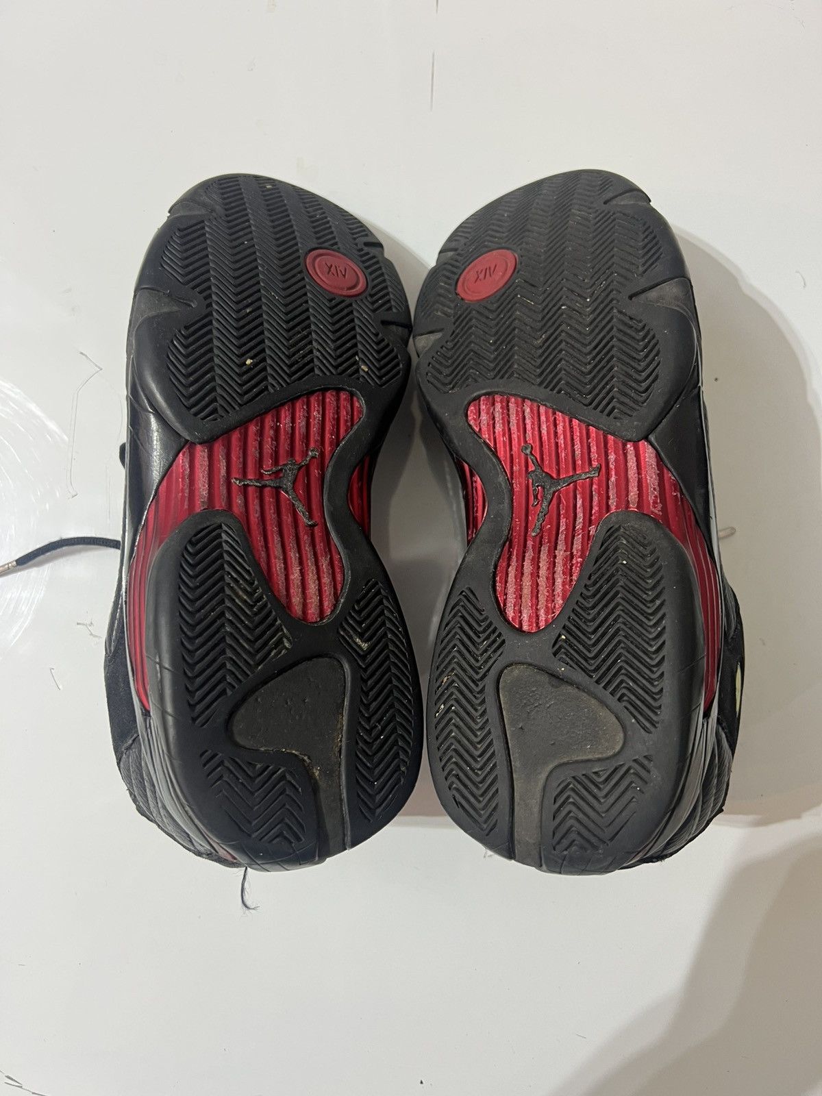 Jordan Brand Air Jordan 14 Retro Last Shot 2011 311832 010 Black 12.5 Size US 12.5 / EU 45-46 - 8 Thumbnail