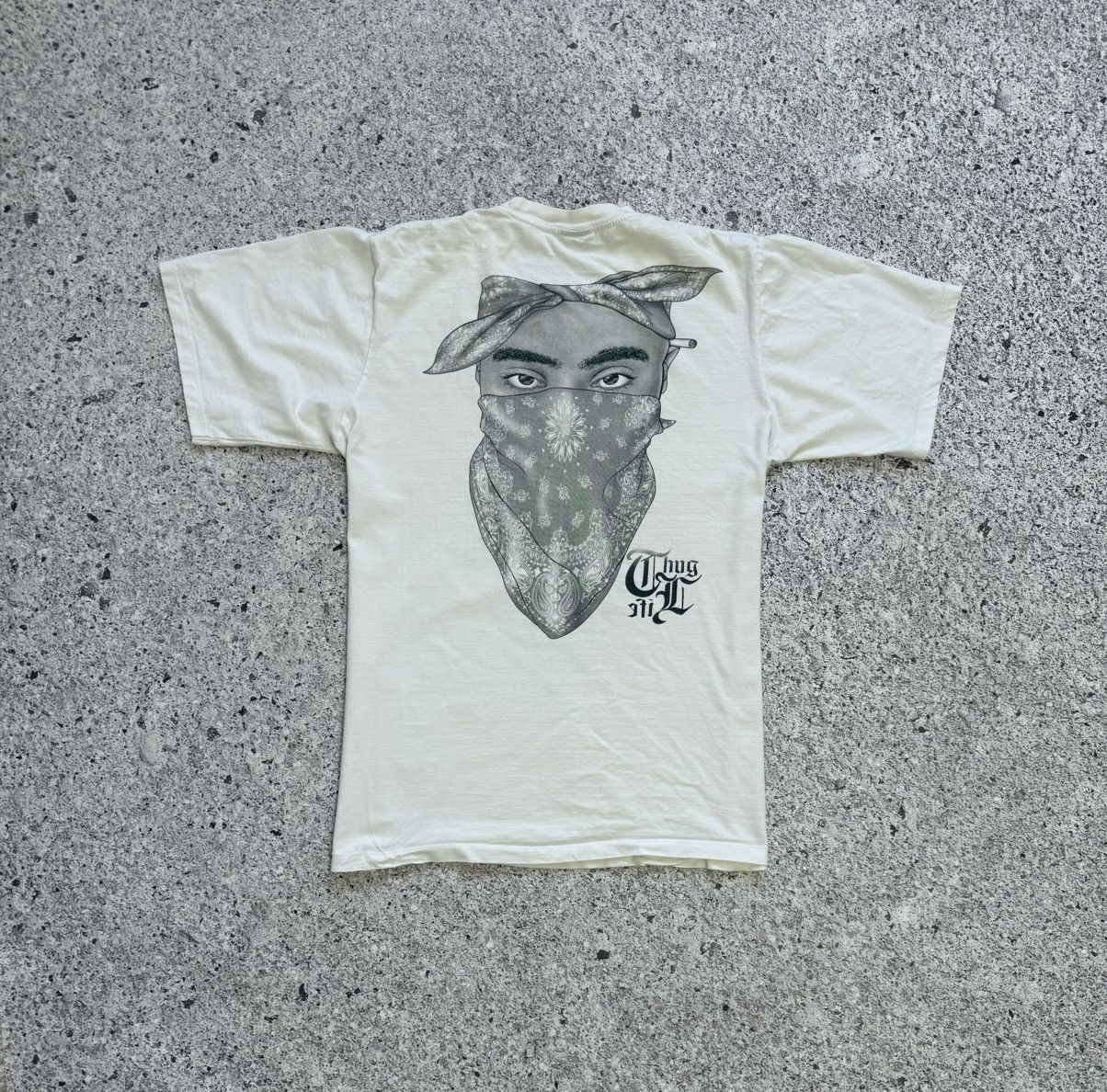 Band Tees × Rap Tees × Vintage Vintage 90’s Thug Life Rap Tough Face Tupac Bandana T-Shirt Size US XL / EU 56 / 4 - 6 Thumbnail
