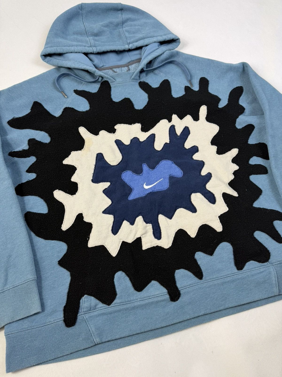 Nike Unique Nike Custom Patchwork Vintage Hoodie Size US XL / EU 56 / 4 - 2 Thumbnail
