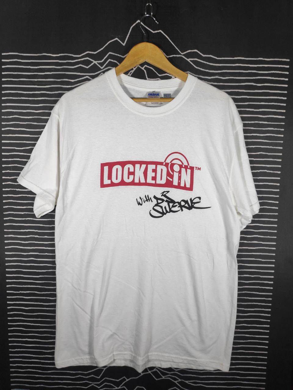 Band Tees × Rap Tees × Vintage Vtg 00s Locked In With DJ Swerve Hip Hop Rap Tees Size L Size US L / EU 52-54 / 3 - 1 Thumbnail