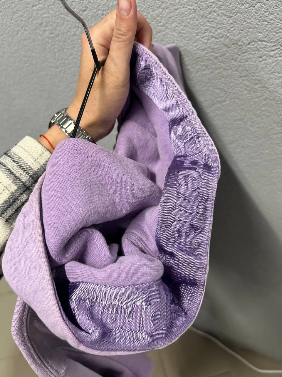 Supreme Supreme mens hoodie L made in Canada Size US L / EU 52-54 / 3 - 9 Thumbnail