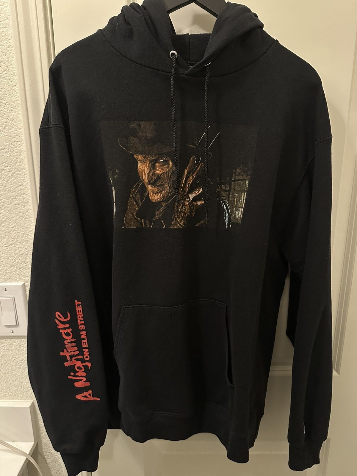 Champion A Nightmare on Elm Street Champion Hoodie Size US XL / EU 56 / 4 - 1 Thumbnail