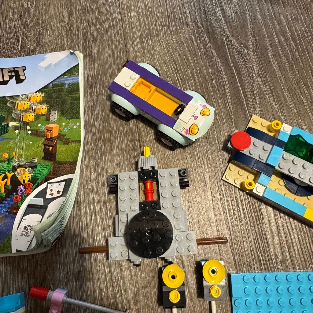 LEGO LEGO Friends & Minecraft Building Sets Bundle Lot With Mini Size ONE SIZE - 16 Thumbnail