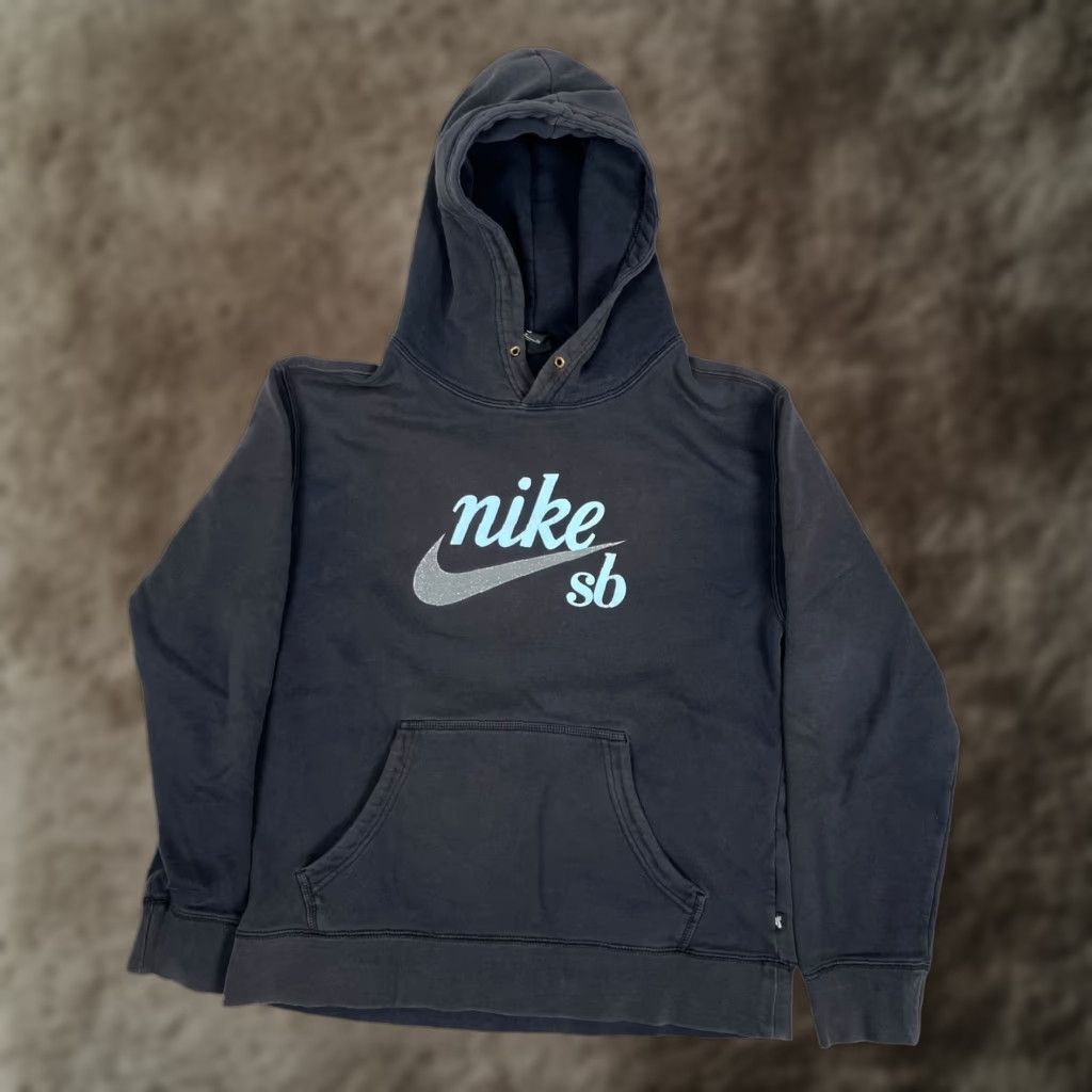 Nike VINTAGE Nike SB Hoodie Black Script Spell Out Logo Skate Sweatshirt Size Small M? Size US M / EU 48-50 / 2 - 1 Thumbnail