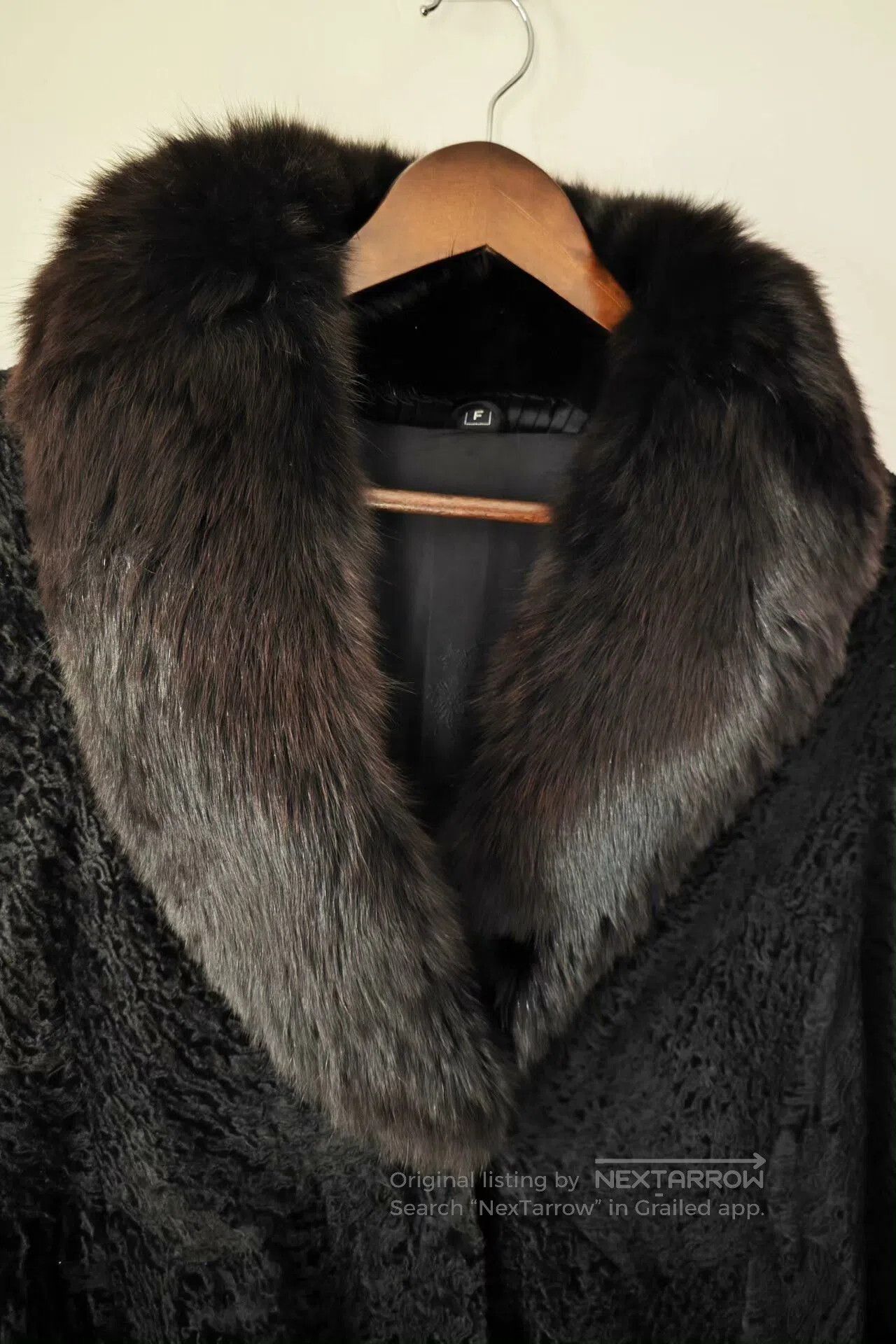 Japanese Brand Black Persian Wool Fur Coat with Fox Collar. Size L / US 10 / IT 46 - 3 Thumbnail