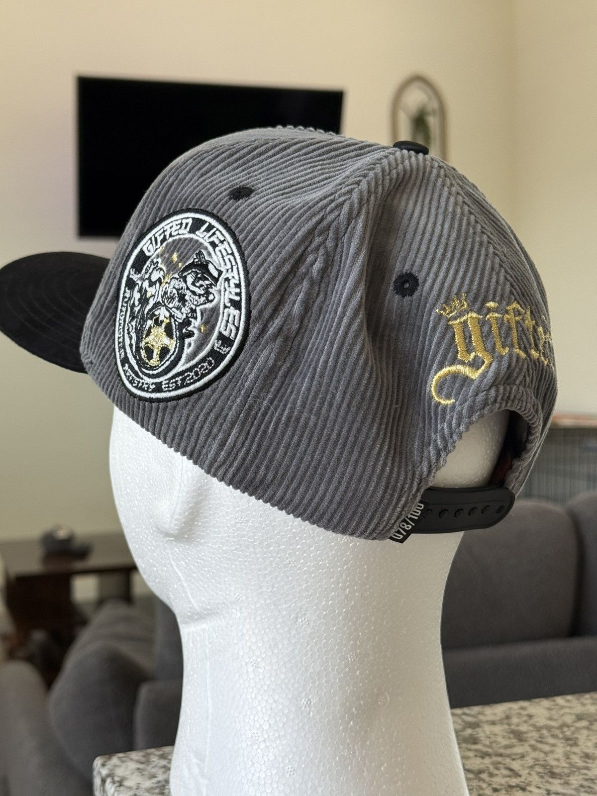 Other LA Dvniel Luu x gifted lifestyle collab number 78 out of 100 Size ONE SIZE - 2 Thumbnail