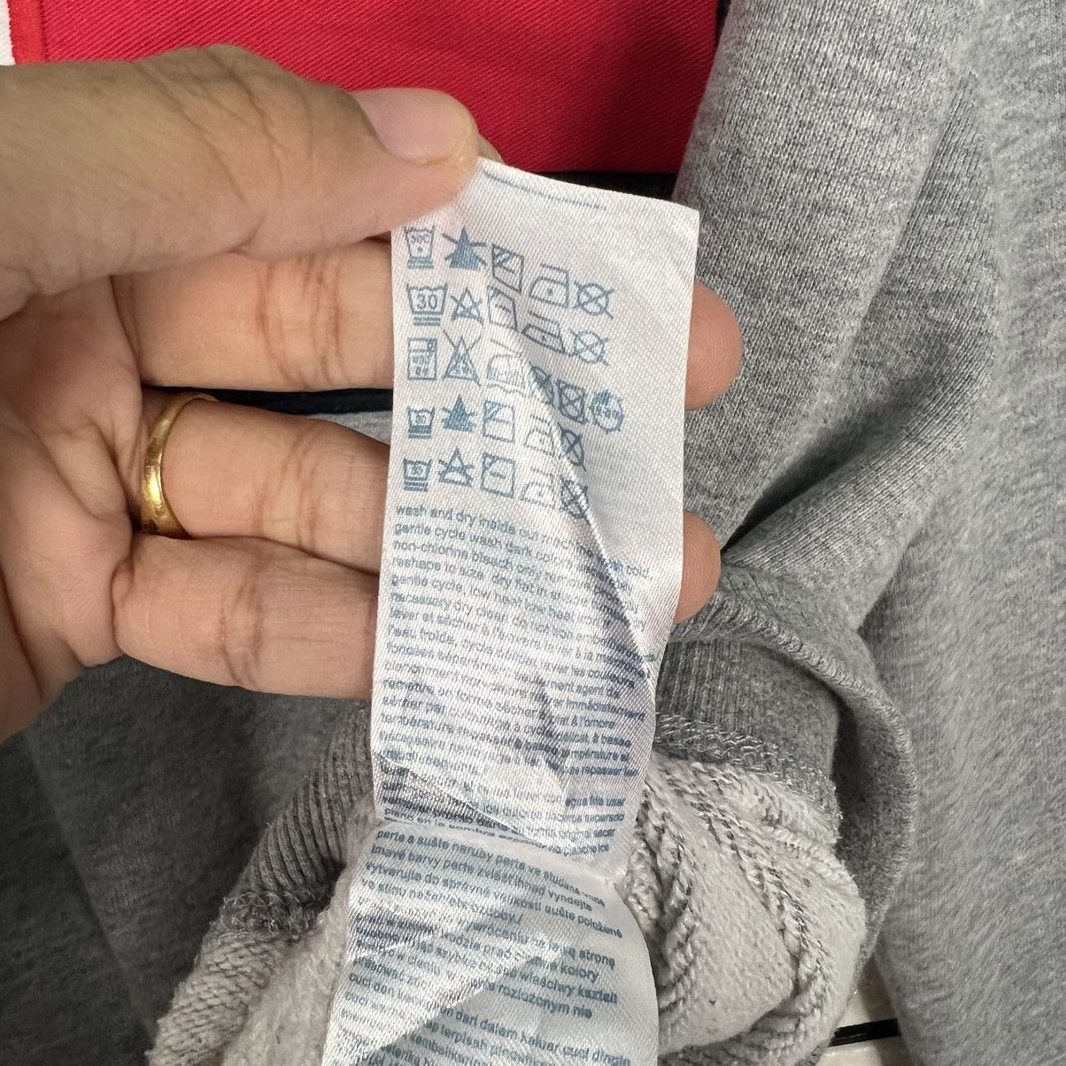 Tommy Jeans TOMMY JEANS Big Logo Distressed Sweatshirt #4065-C185 Size US M / EU 48-50 / 2 - 11 Thumbnail