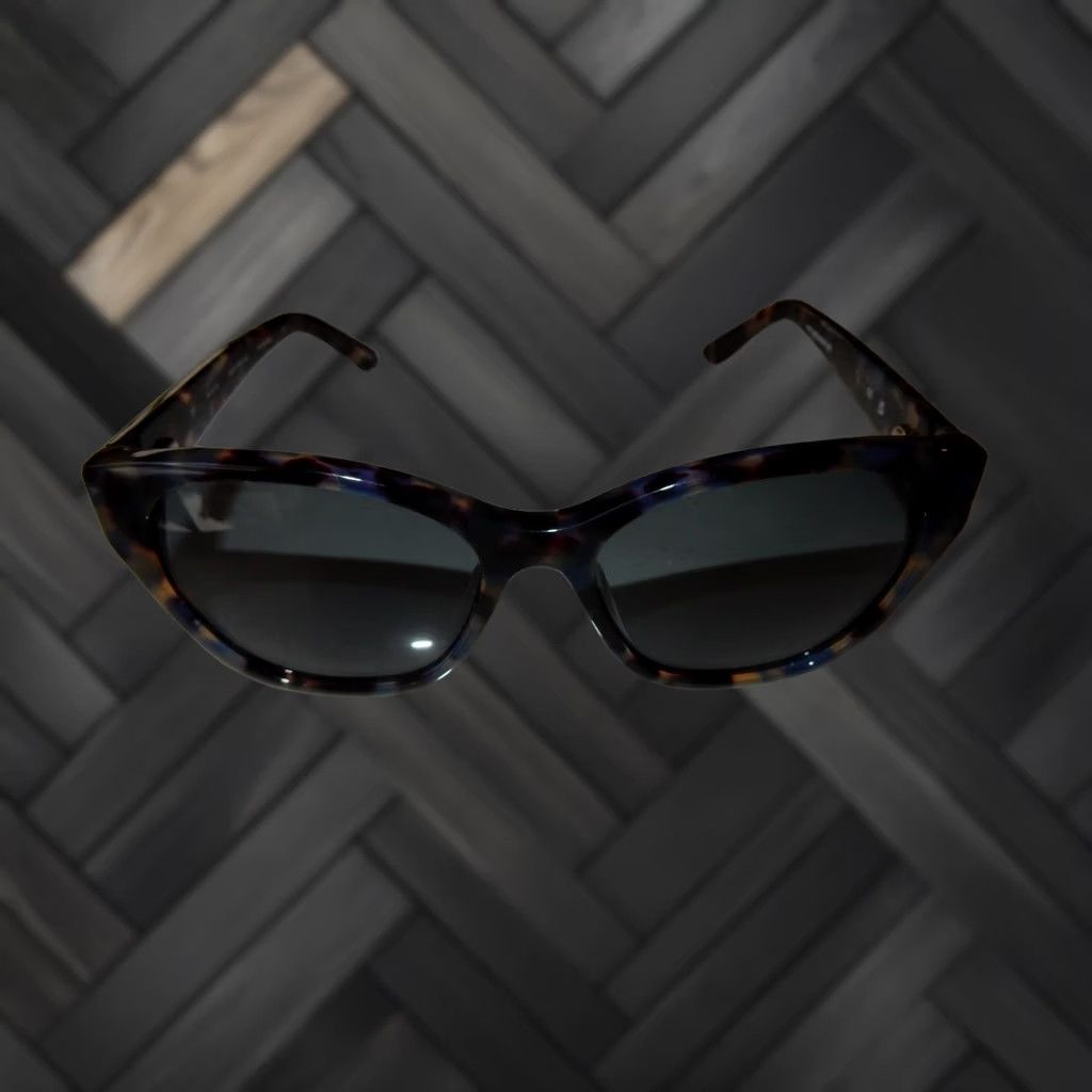 Vintage VINTAGE Kirkland Signature Sunglasses Women Blue Polarized 54 16 145 M51 Size ONE SIZE - 1 Thumbnail