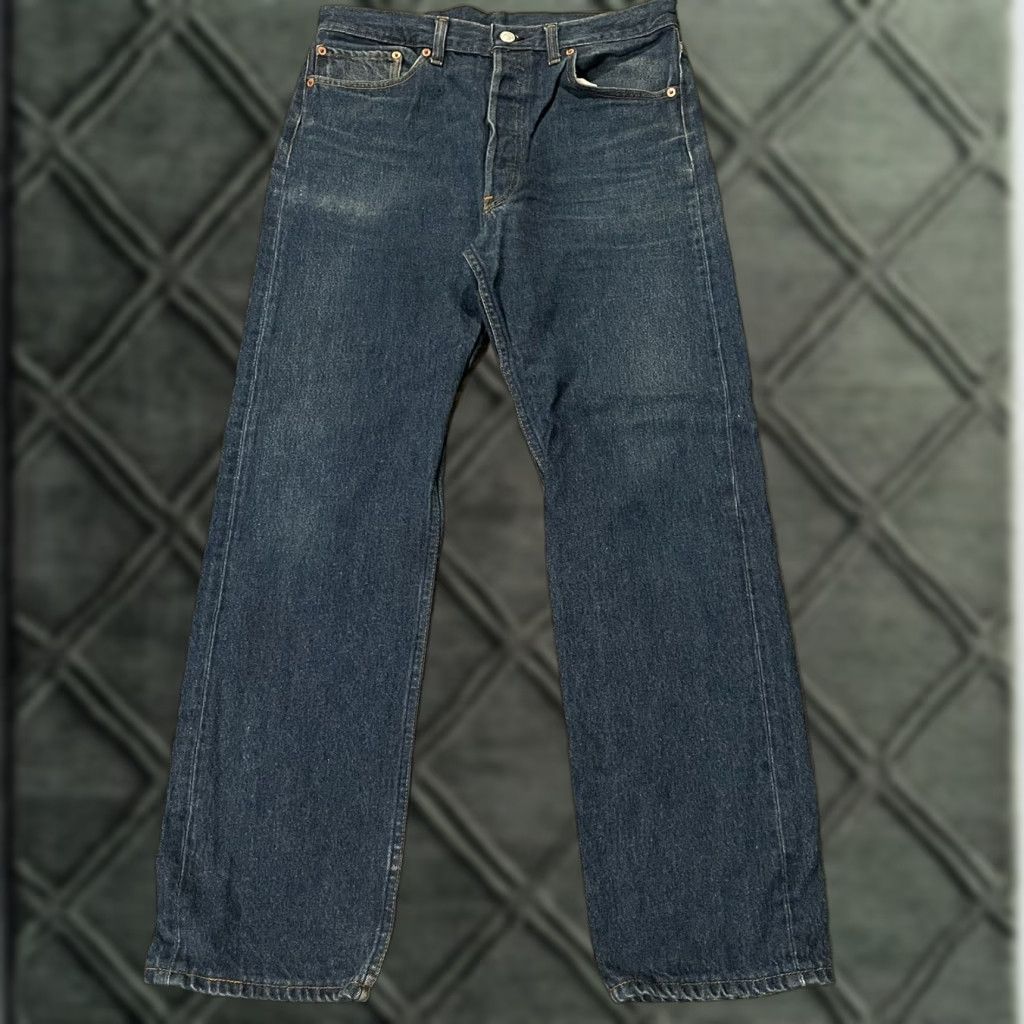 Levi's VINTAGE Levi’s 501 Jeans Mens Denim Dark Wash 32 x 30 USA 1990s Straight Size US 32 / EU 48 - 1 Thumbnail