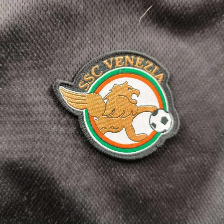 Joma Venezia 2006-07 Joma home football jersey size L Size US L / EU 52-54 / 3 - 3 Thumbnail
