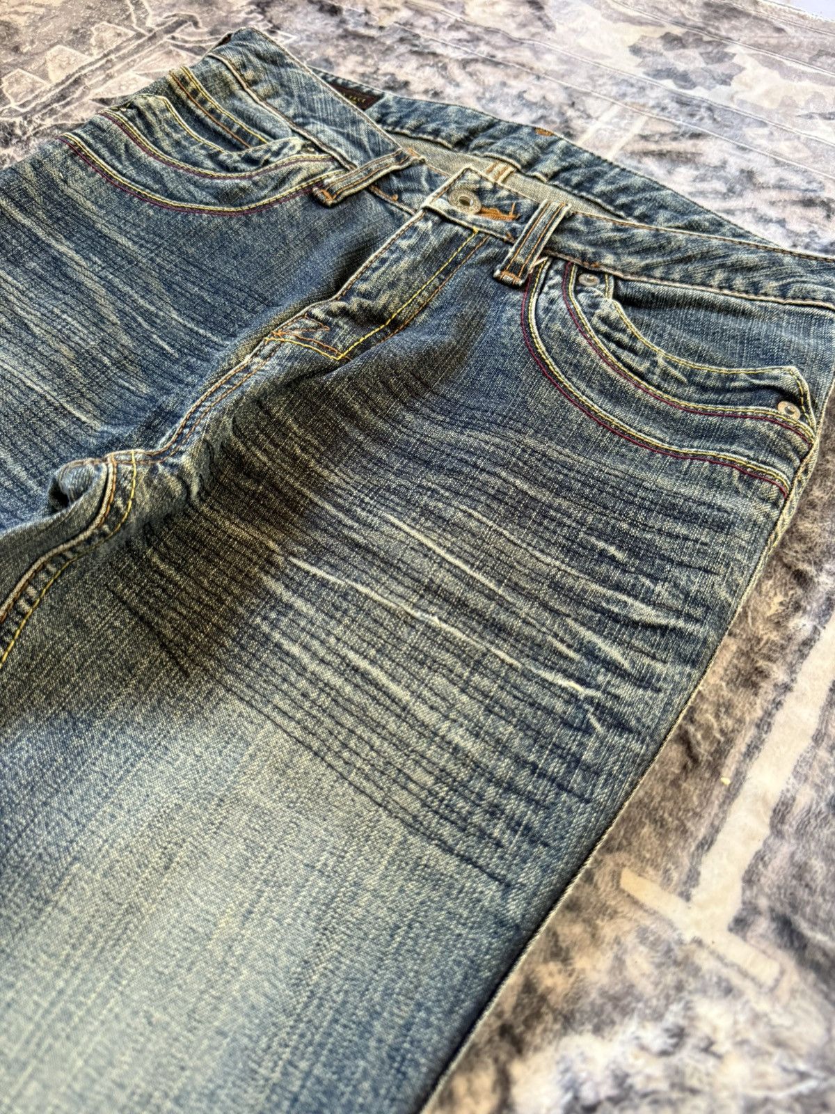 Le Grande Bleu (L.G.B.) Happy Face Contrast Stitch Whiskered Bootcut Flared Jeans Size US 28 / EU 44 - 5 Thumbnail