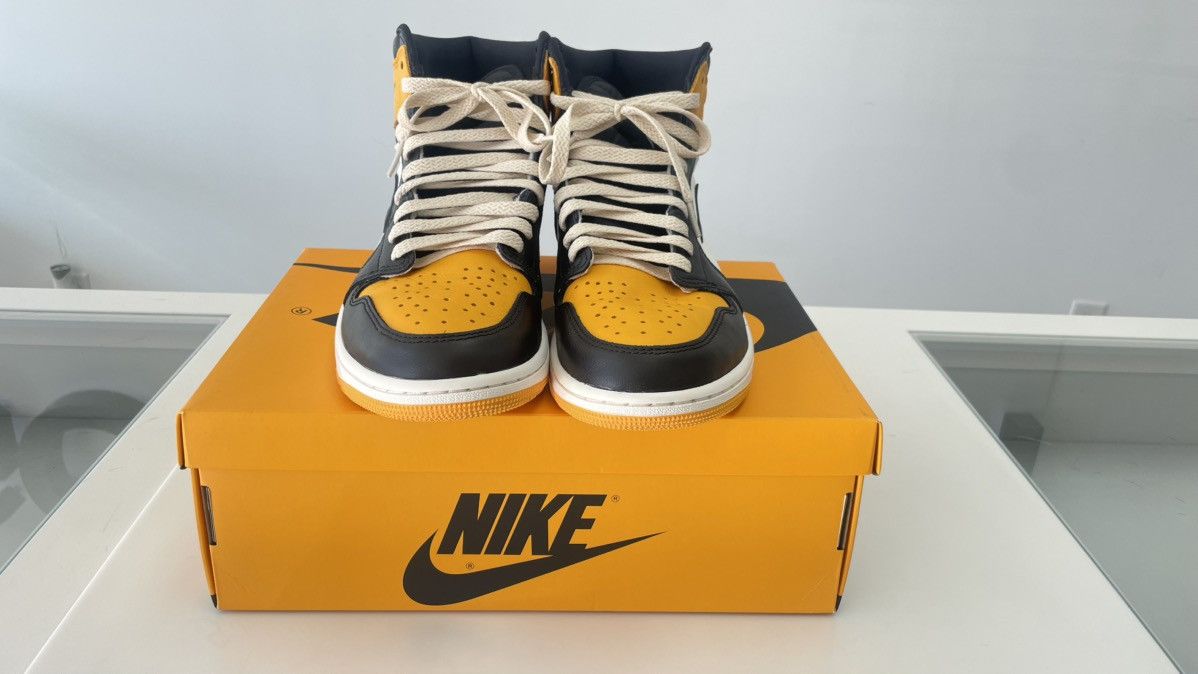 Jordan Brand Jordan 1 Retro High “TAXI” Size US 9 / EU 42 - 5 Thumbnail
