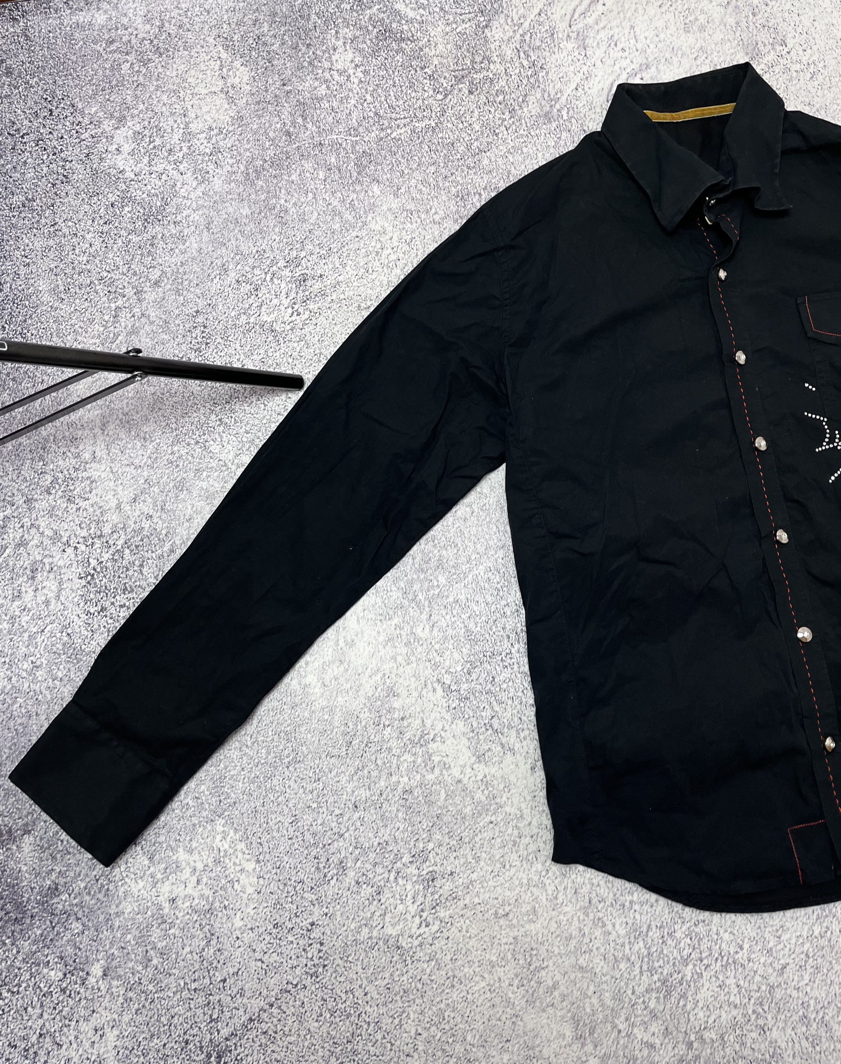 Japanese Brand Men’s shirt size Xl big logo Size US XXL / EU 58 / 5 - 7 Thumbnail