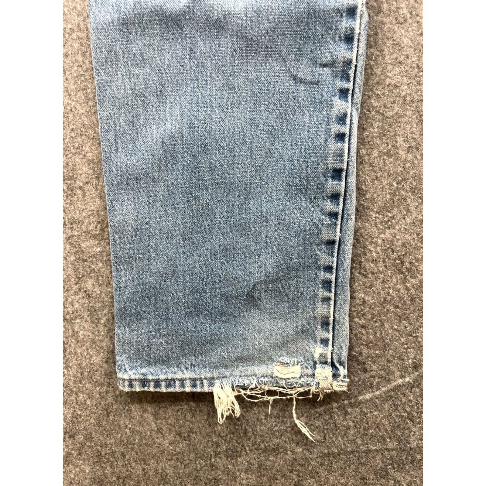 Wrangler VINTAGE Wrangler Jeans Men's Blue Straight Faded Stone Wash Distressed Sz 40x32 Size US 40 / EU 56 - 7 Thumbnail