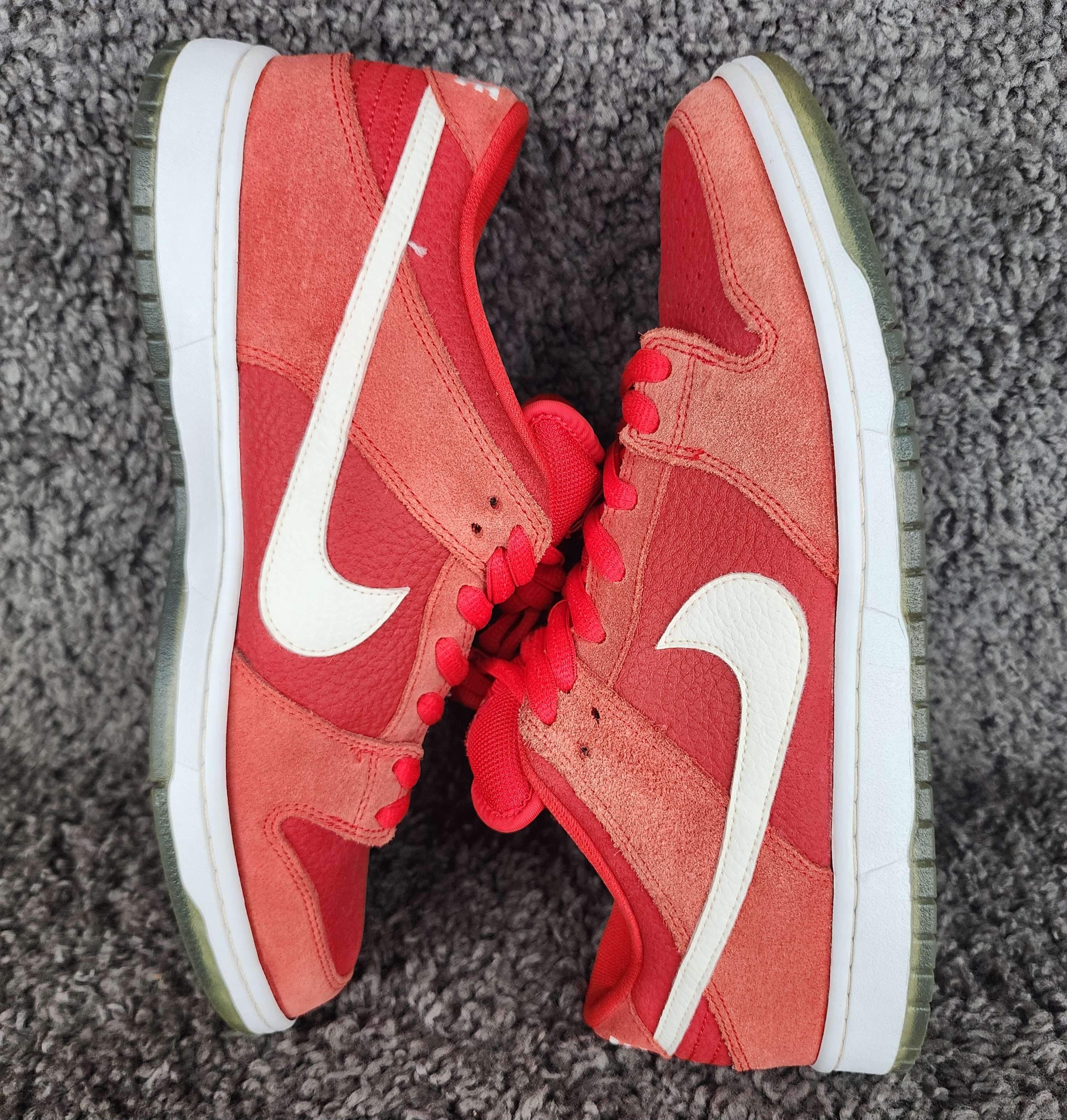 Nike SB Nike Dunk Pro SB Low Challenge Red Size US 11 / EU 44 - 1 Thumbnail