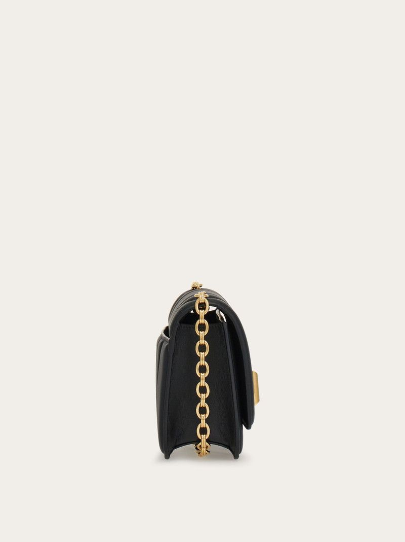 Salvatore Ferragamo o1y0426 Size : OS / Crossbody Bag in Black Size ONE SIZE - 2 Thumbnail