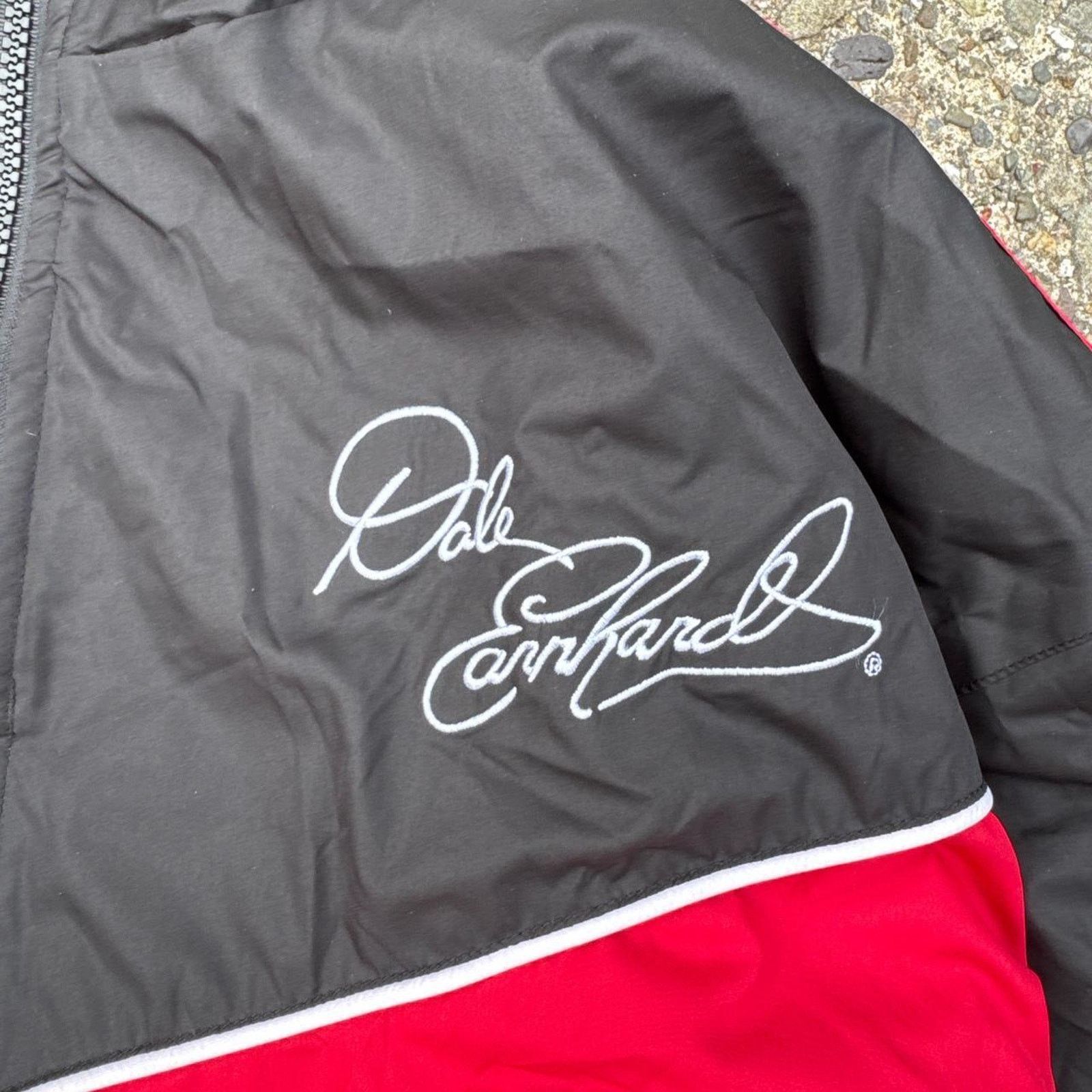 Chase Authentics Vintage Chase Authentics Dale Earnhardt Jacket Size Medium Size US M / EU 48-50 / 2 - 7 Thumbnail