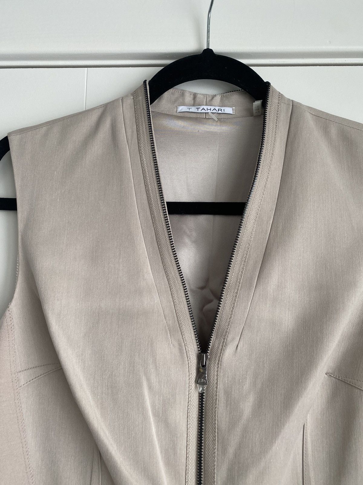 Elie Tahari Eli Tahari women NWT perfect sneath ivory formal dress Size M / US 6-8 / IT 42-44 - 4 Thumbnail