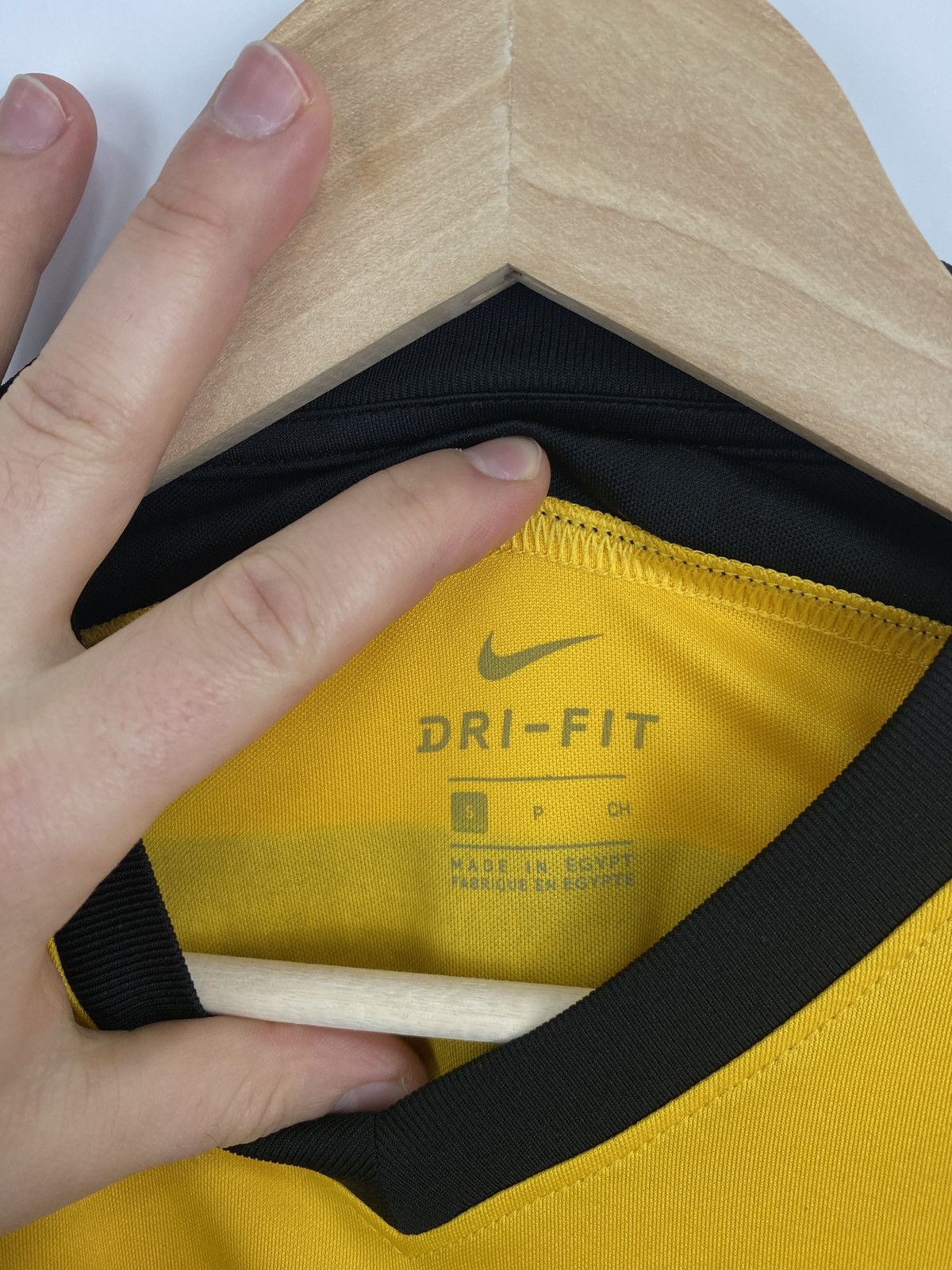 Nike Nike BSC Young Boys Honda Soccer shirt jersey rare retro Y2K Size US S / EU 44-46 / 1 - 6 Thumbnail
