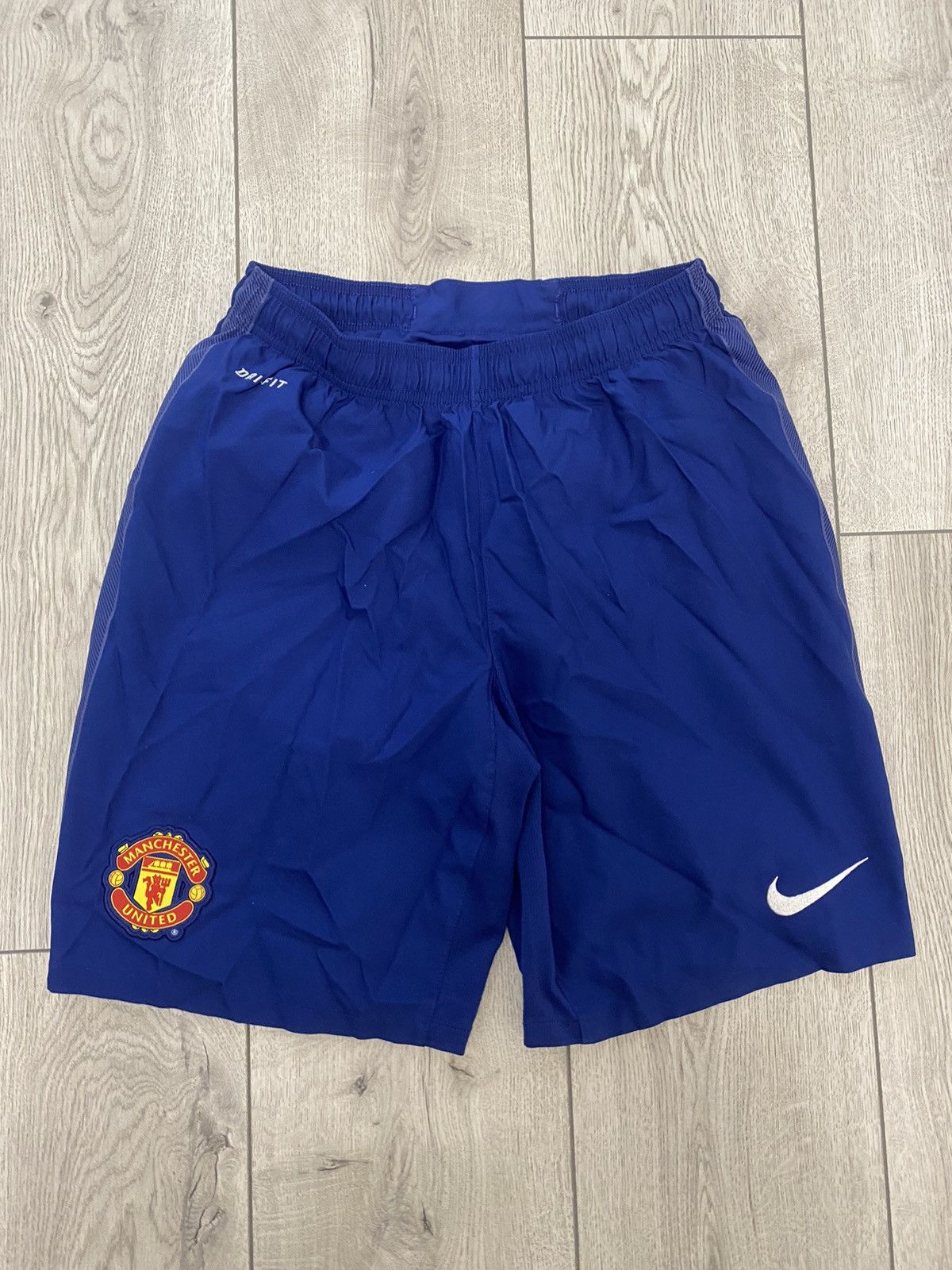 Nike × Vintage Vintage Nike shorts streetwear swoosh casual y2k size M Size US 32 / EU 48 - 2 Thumbnail