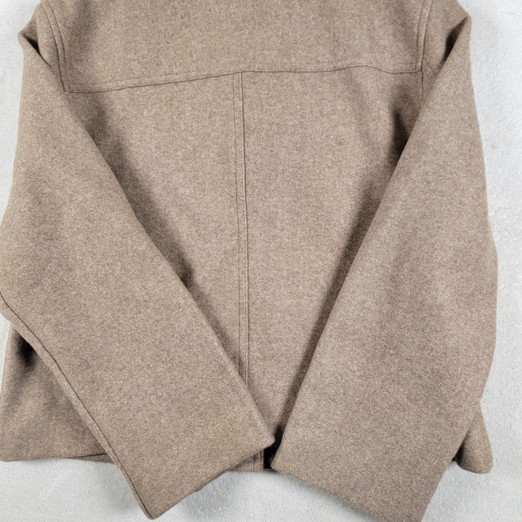 Zara Zara Women's Coat Beige Short Solid Long Sleeve Button Closure Regular Fit Machine Washable Size M / US 6-8 / IT 42-44 - 4 Thumbnail