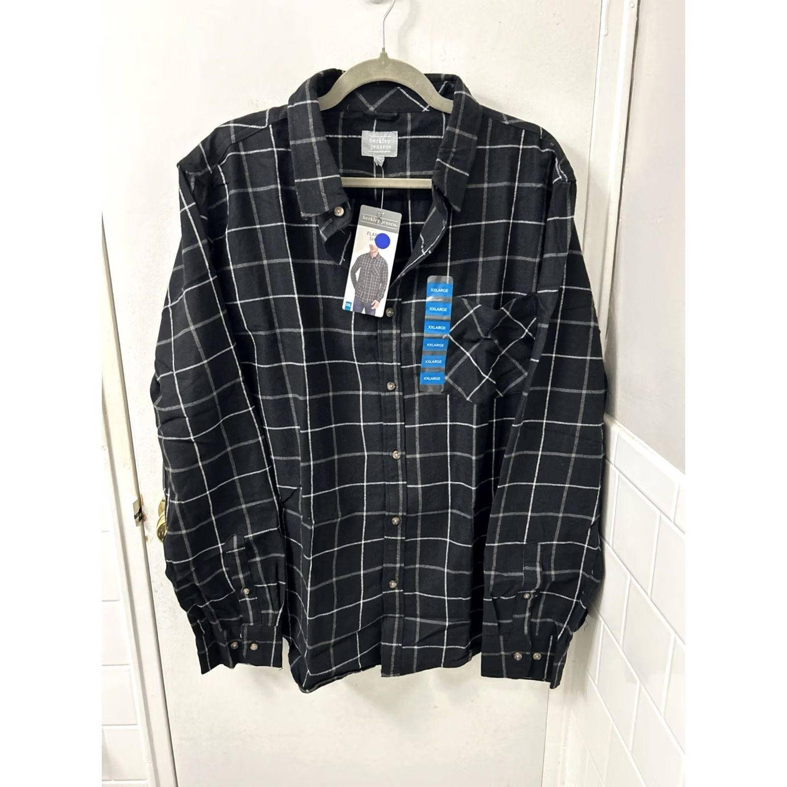 Vintage Berkley Jensen Flannel Shirt Mens 2XL Black Windowpane Plaid Button Down L/S NWT Size US XXL / EU 58 / 5 - 2 Thumbnail