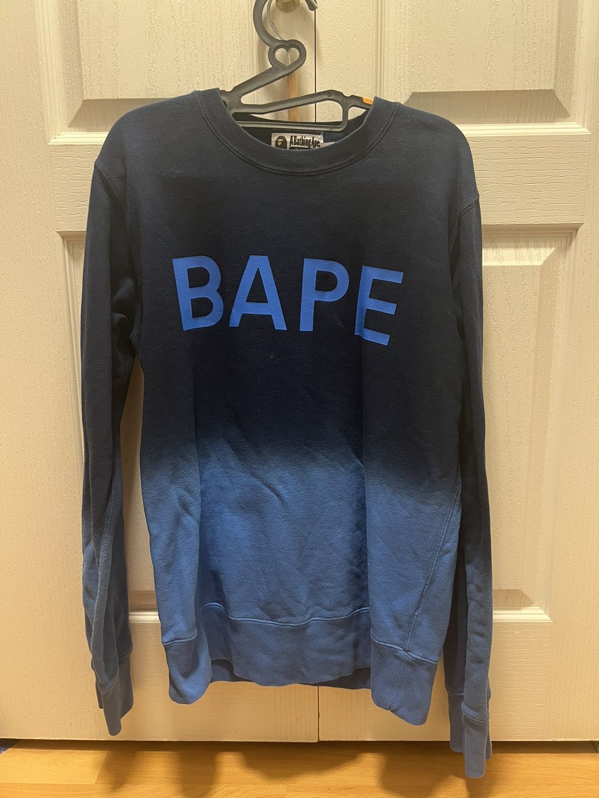 Bape Bape Gradation Crewneck Size US M / EU 48-50 / 2 - 1 Thumbnail
