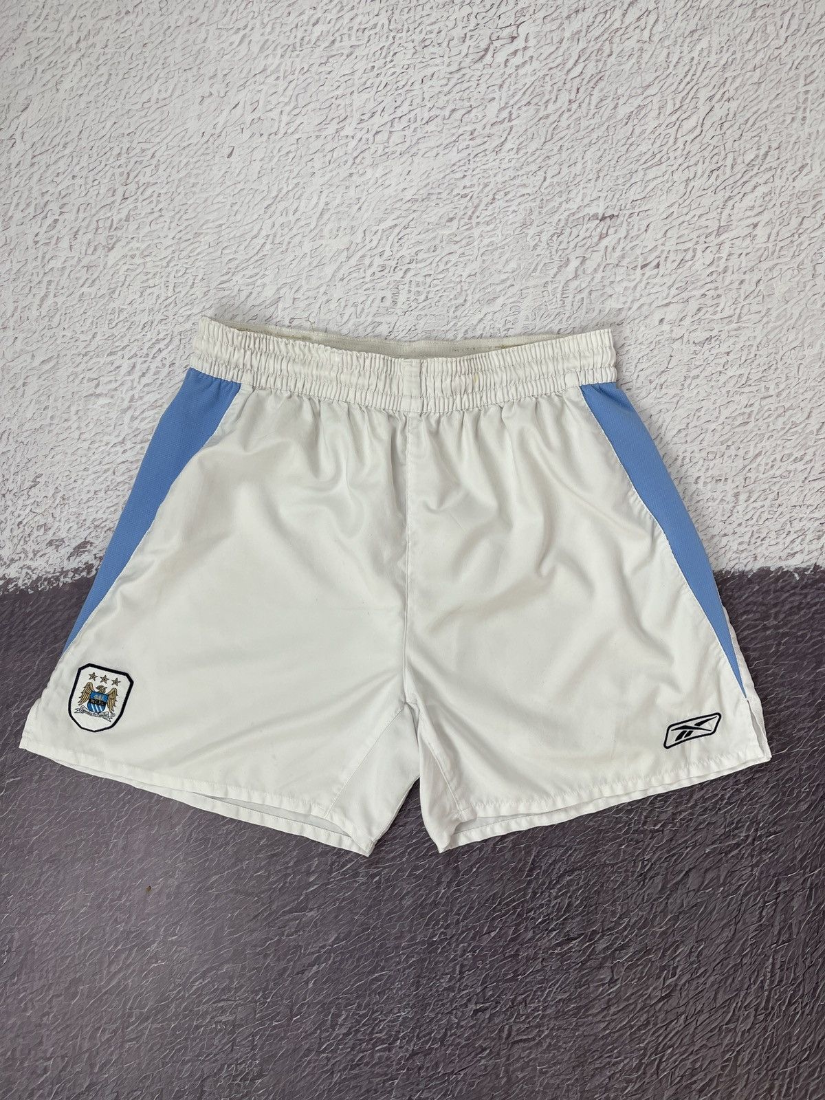 Reebok Reebok Manchester City vintage y2k 00s soccer shorts footbal Size US 34 / EU 50 - 1 Thumbnail