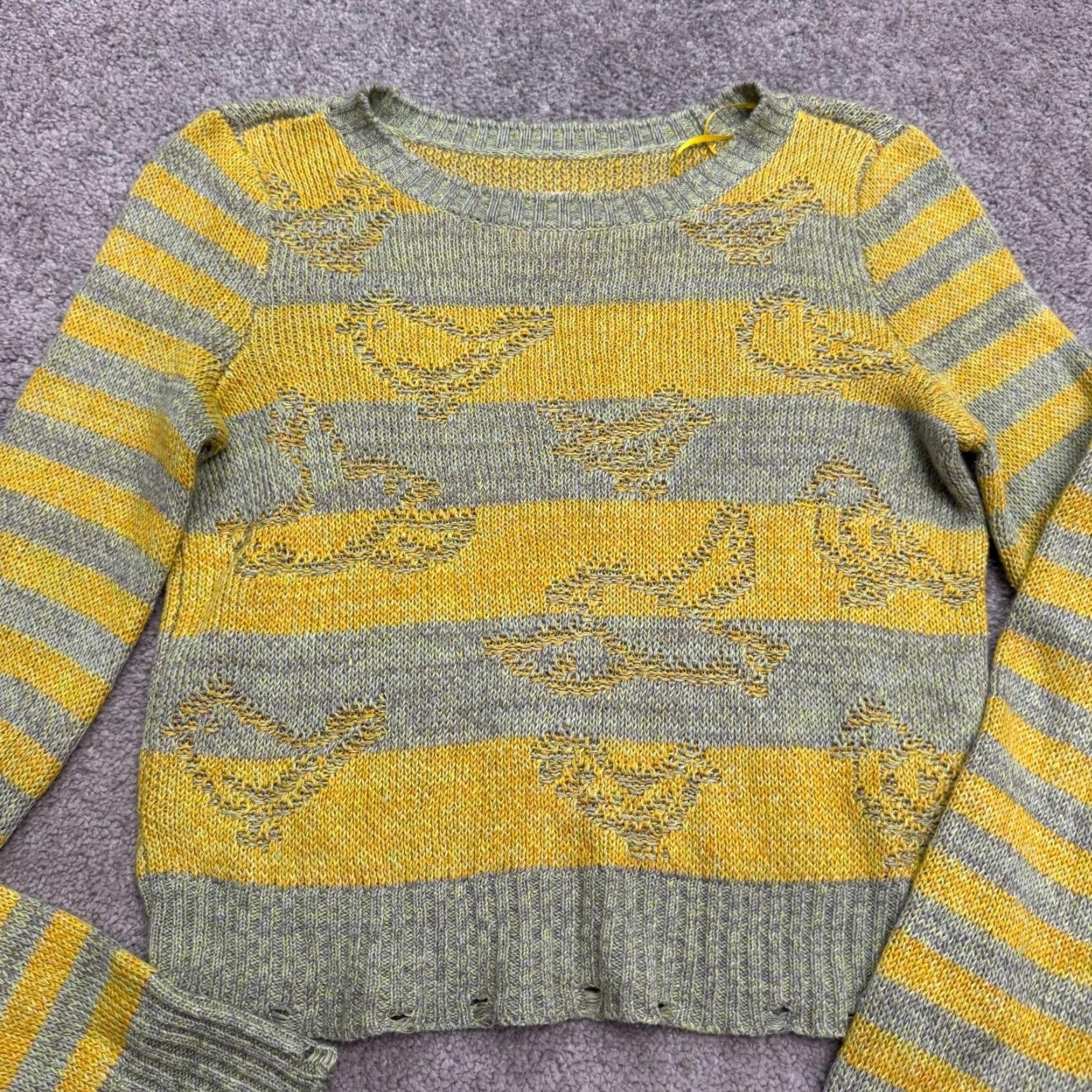 Vintage VINTAGE Pilcro Distressed Linen Cropped Pullover Sweater Womens XS Yellow Gray Striped Size XS / US 0-2 / IT 36-38 - 3 Thumbnail