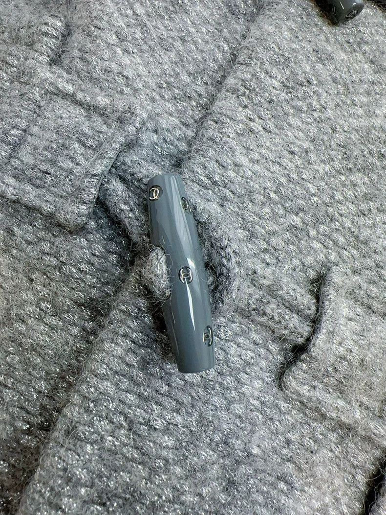 Chanel Chanel 21B Silver Gray Toggle Hooded Coat Size M / US 6-8 / IT 42-44 - 6 Thumbnail