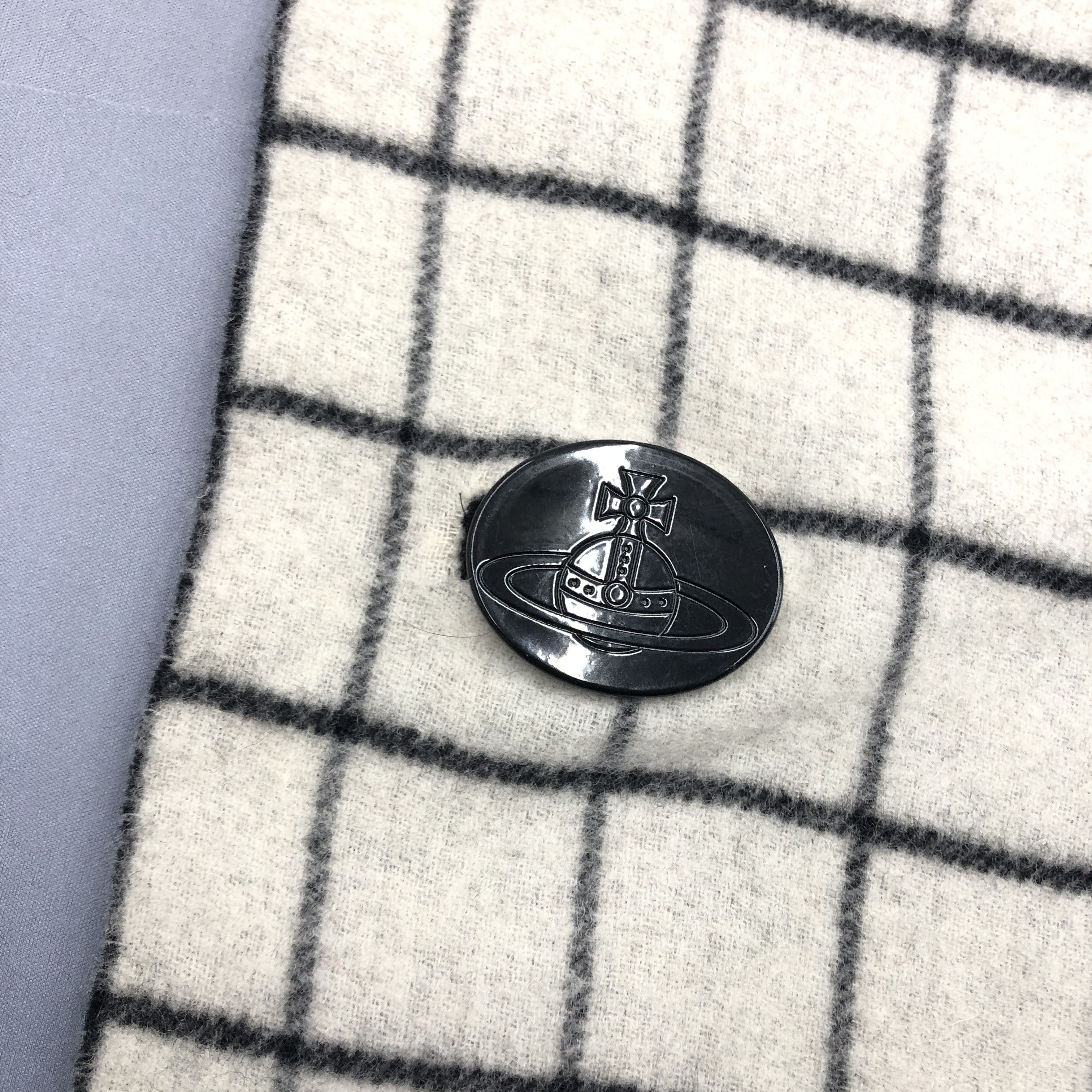 Japanese Brand Vintage Vivienne Westwood Scarf Muffler Orbs Wool Scarves. Size ONE SIZE - 8 Thumbnail