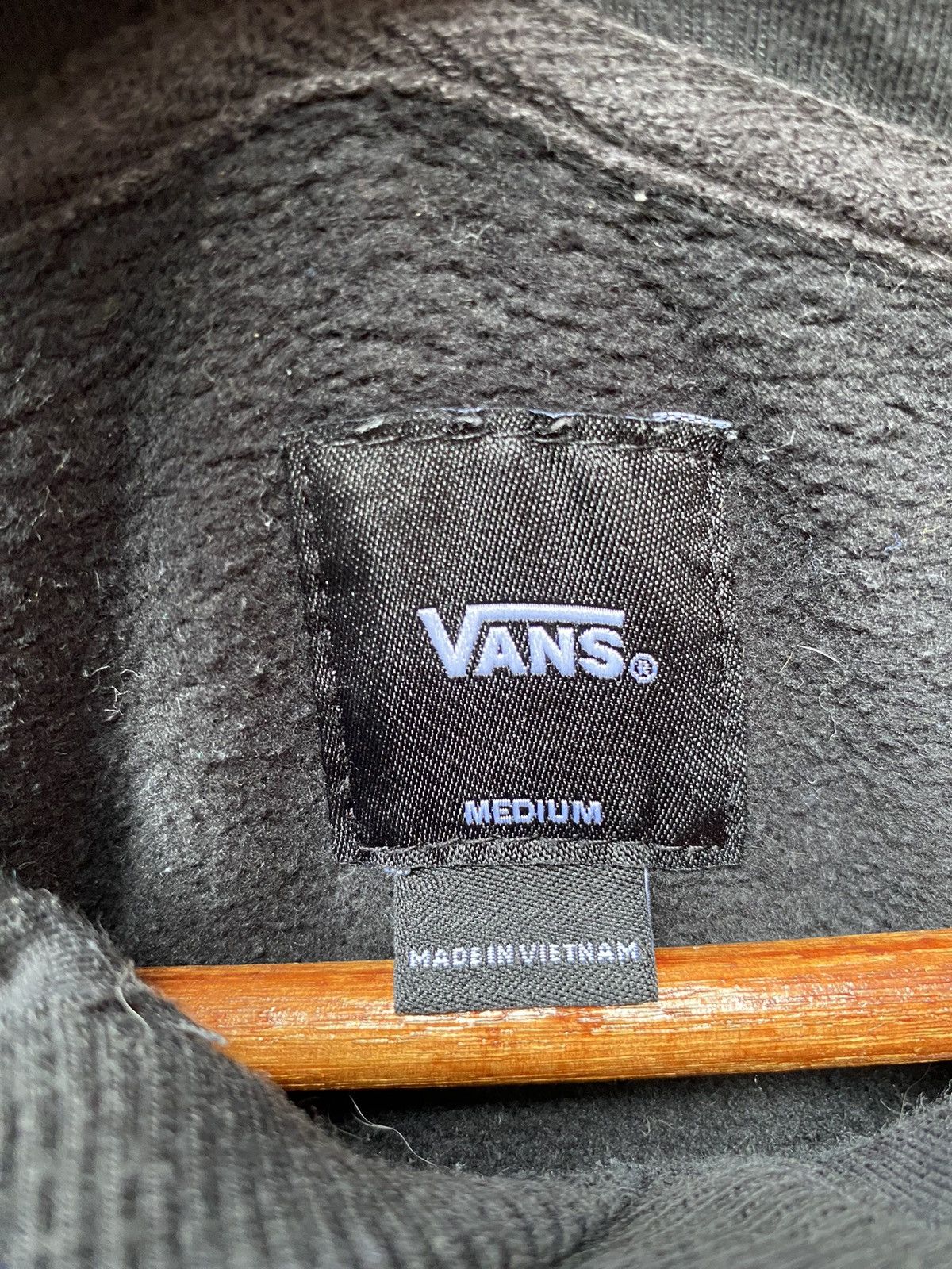 Vans Vintage Vans Hoodie Big Spellout Skate Brand Jumper Size M Size US M / EU 48-50 / 2 - 7 Thumbnail
