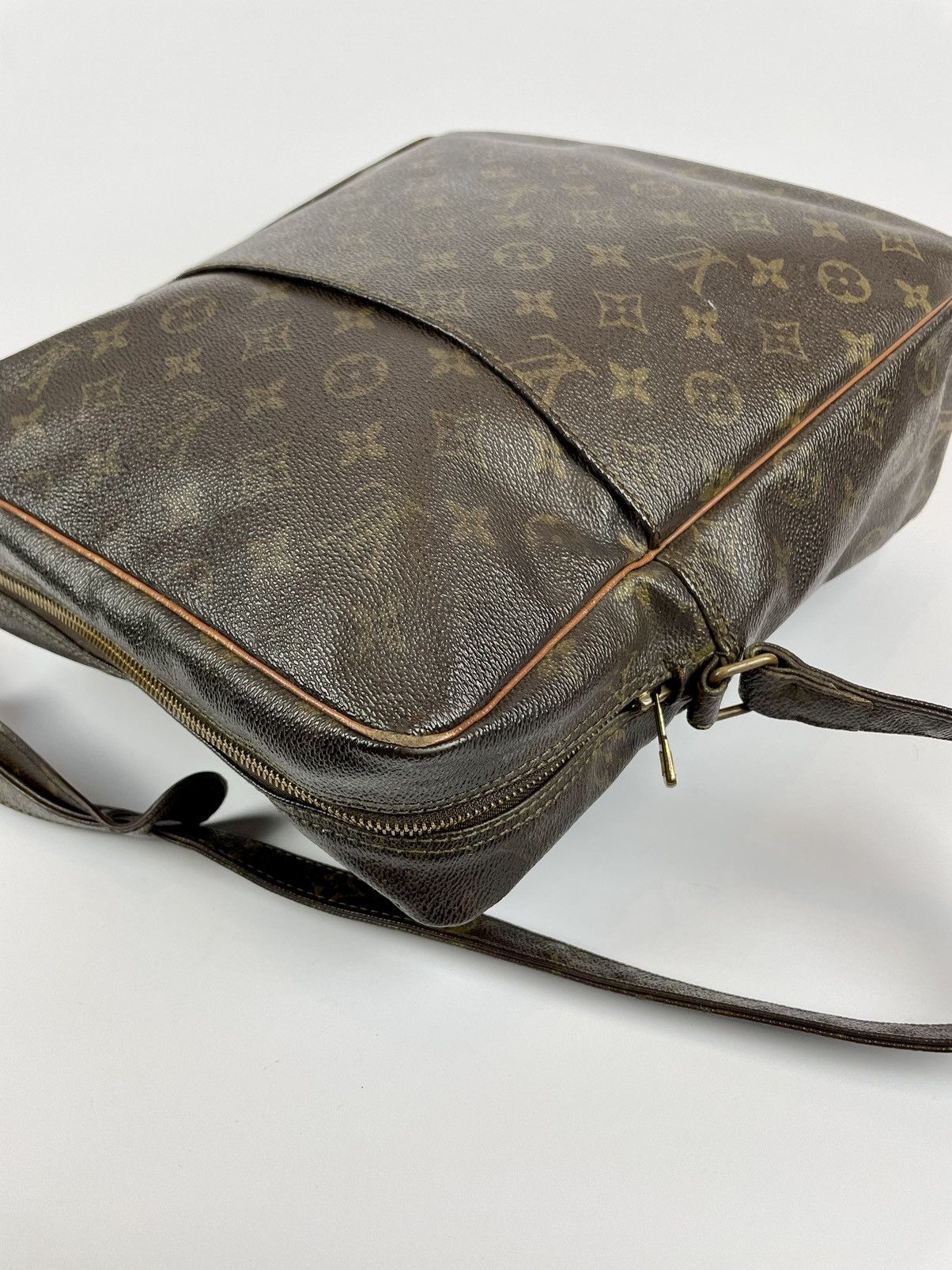 Louis Vuitton Louis Vuitton Danube crossbody Size ONE SIZE - 7 Thumbnail