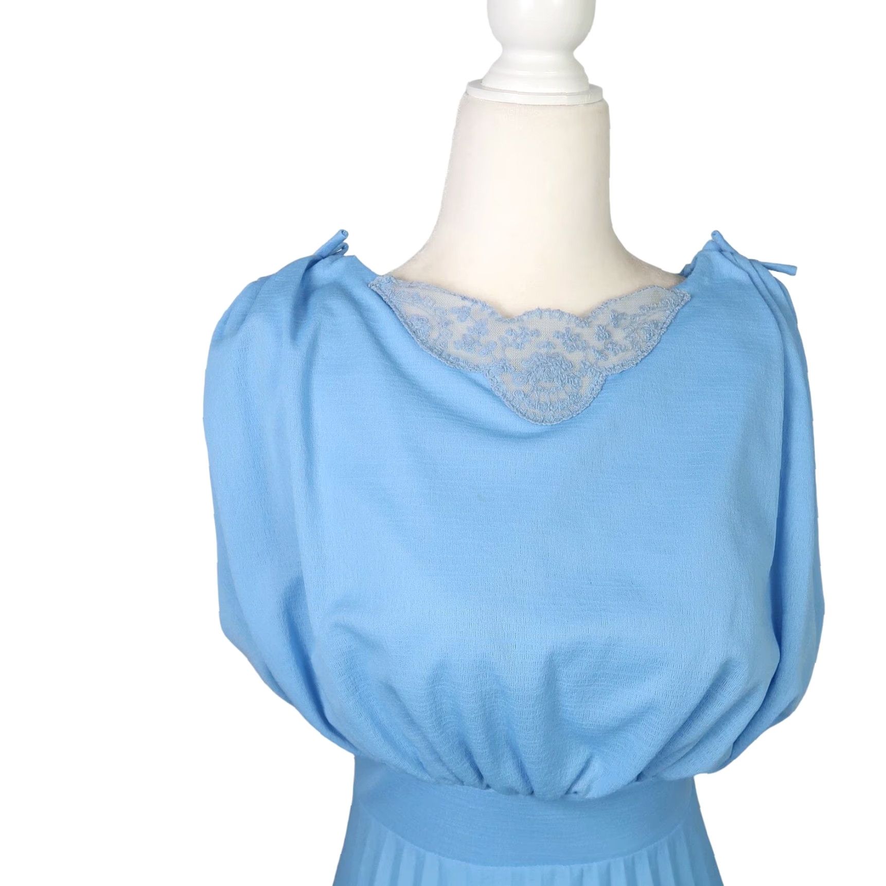 Vintage VINTAGE 70s Blue Blouson Pleat Midi Party Dress Sleeveless Zip Back Size 10 Women Size 32" / US 10 / IT 46 - 2 Thumbnail