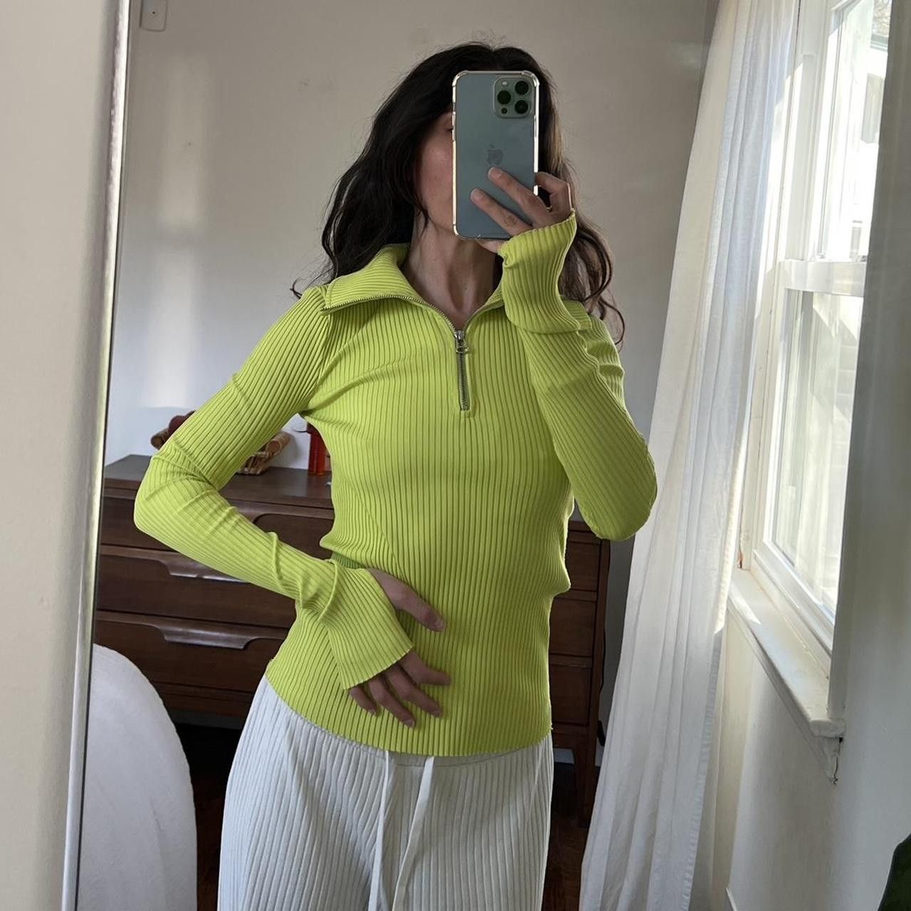 Helmut Lang Helmet Lang Lime Green Ribbed Long Sleeve Size XS / US 0-2 / IT 36-38 - 2 Thumbnail