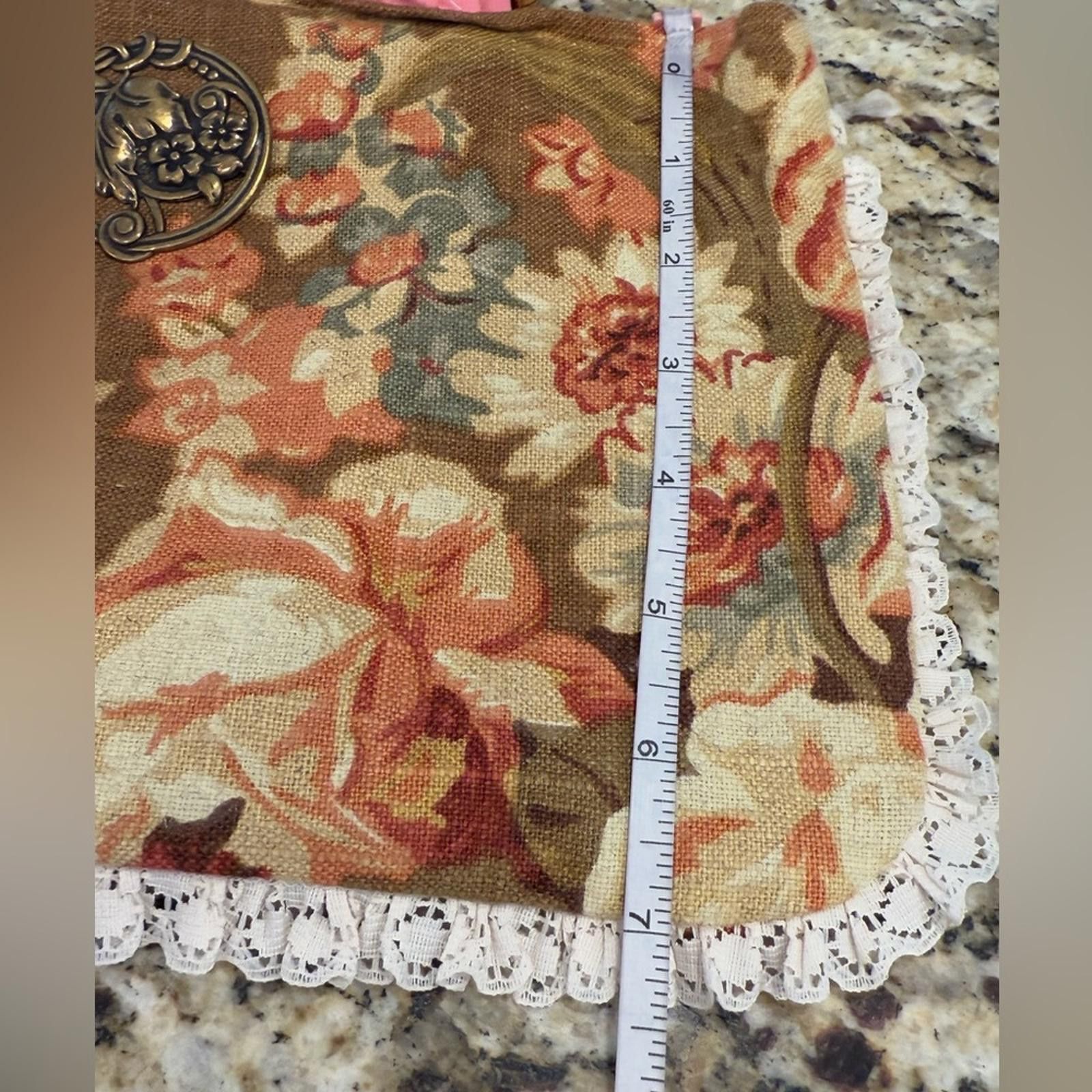 Other AcrossTheBoulevard floral lace wood handle mini bag Size ONE SIZE - 7 Thumbnail