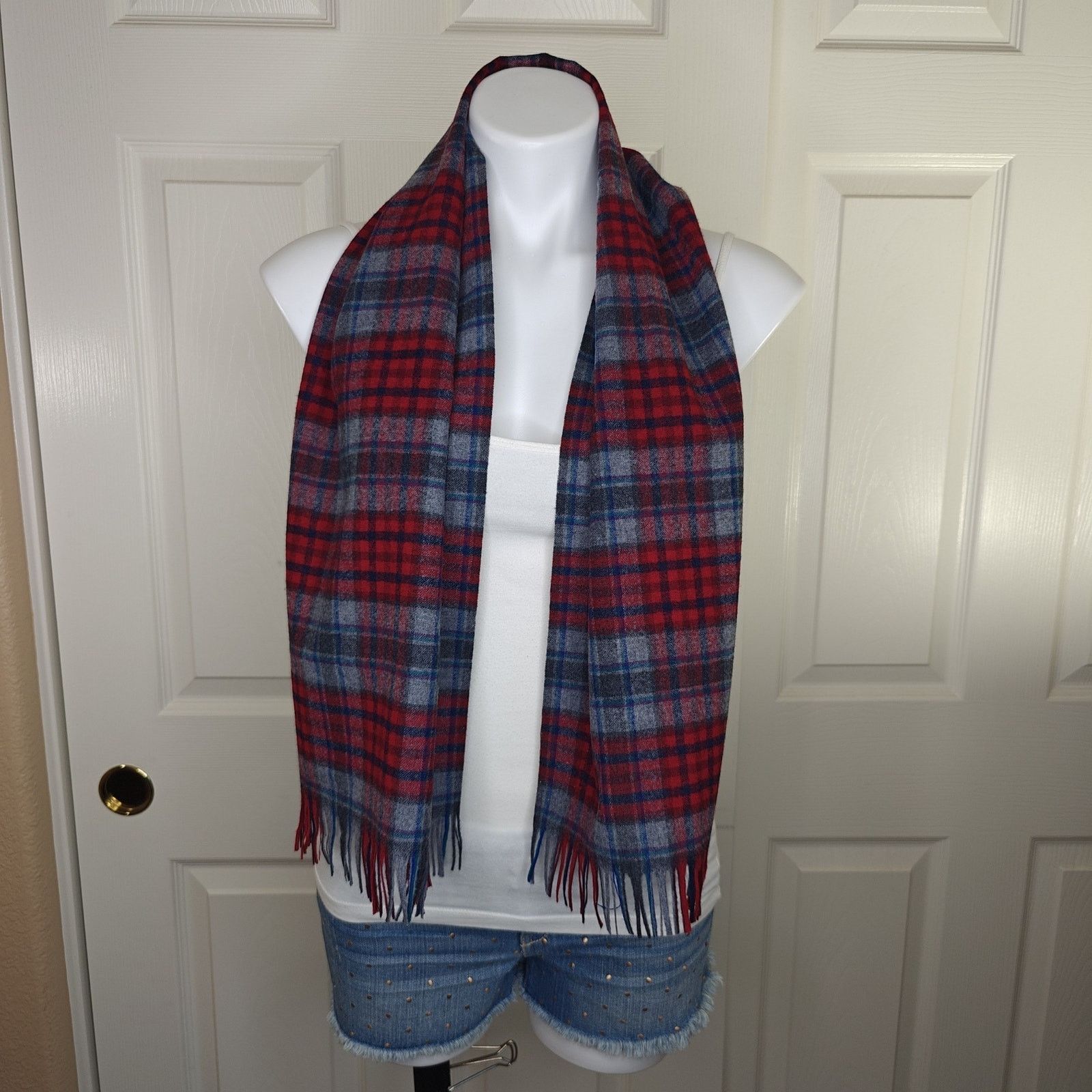 Pendleton Vintage Pendleton plaid fringed 100% virgin wool scarf Size ONE SIZE - 2 Thumbnail