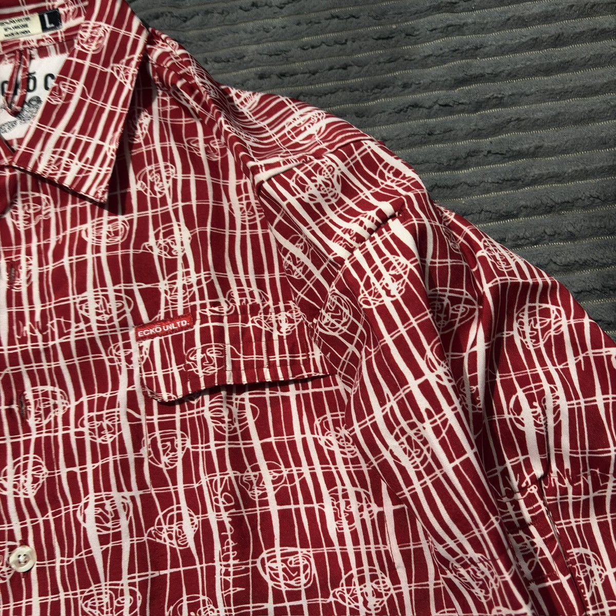 Ecko Unltd. Ecko Unltd. men's red and white short-sleeve button-up shirt Size US L / EU 52-54 / 3 - 3 Thumbnail
