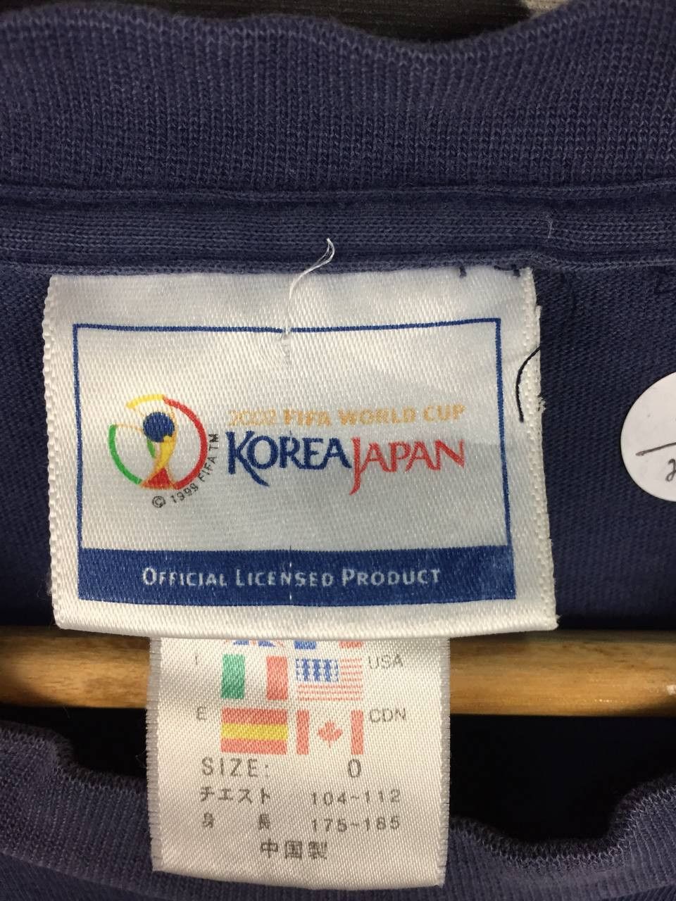 Adidas Vtg Adidas Fifa World Cup 2002 Korea Japan Mascot Tee Size US L / EU 52-54 / 3 - 15 Thumbnail