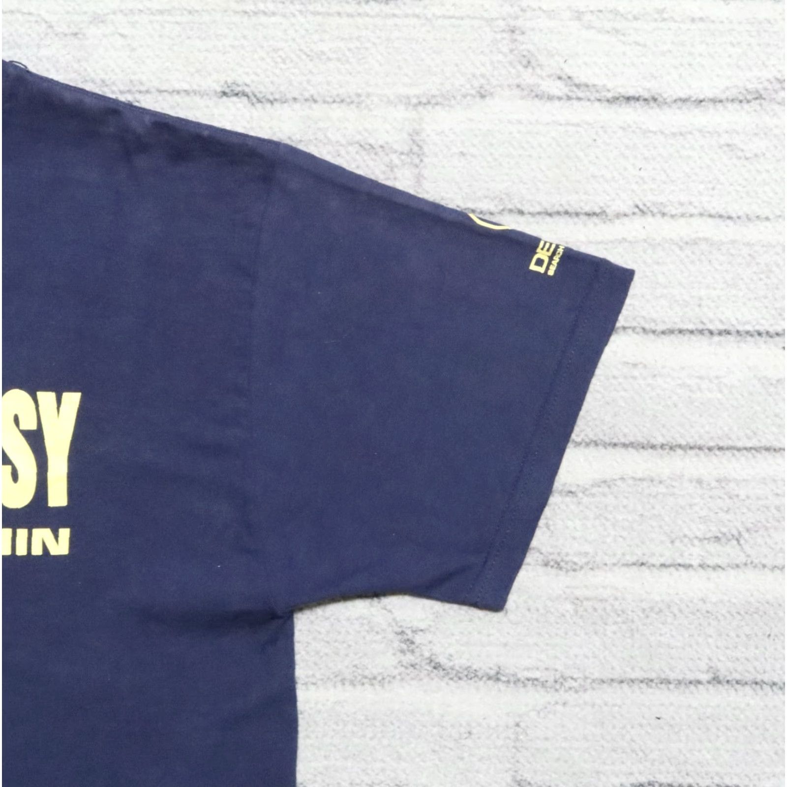 Hanes VINTAGE Final Fantasy The Spirits Within Shirt Mens Tee Size L Blue - 90s 90s style? Size US L / EU 52-54 / 3 - 5 Thumbnail
