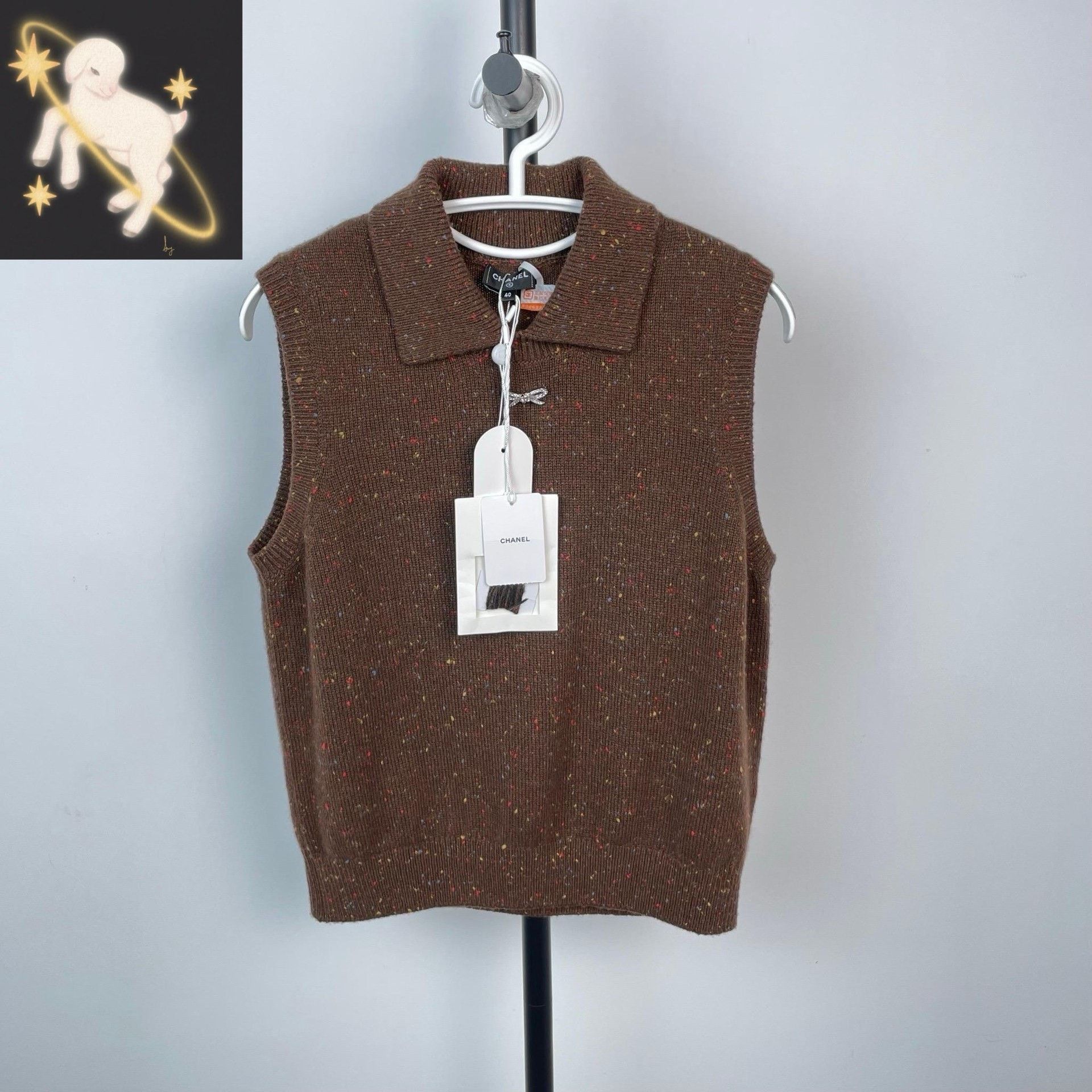 Chanel Chanel Brown Sweater 25 Women Size XS / US 0-2 / IT 36-38 - 1 Thumbnail