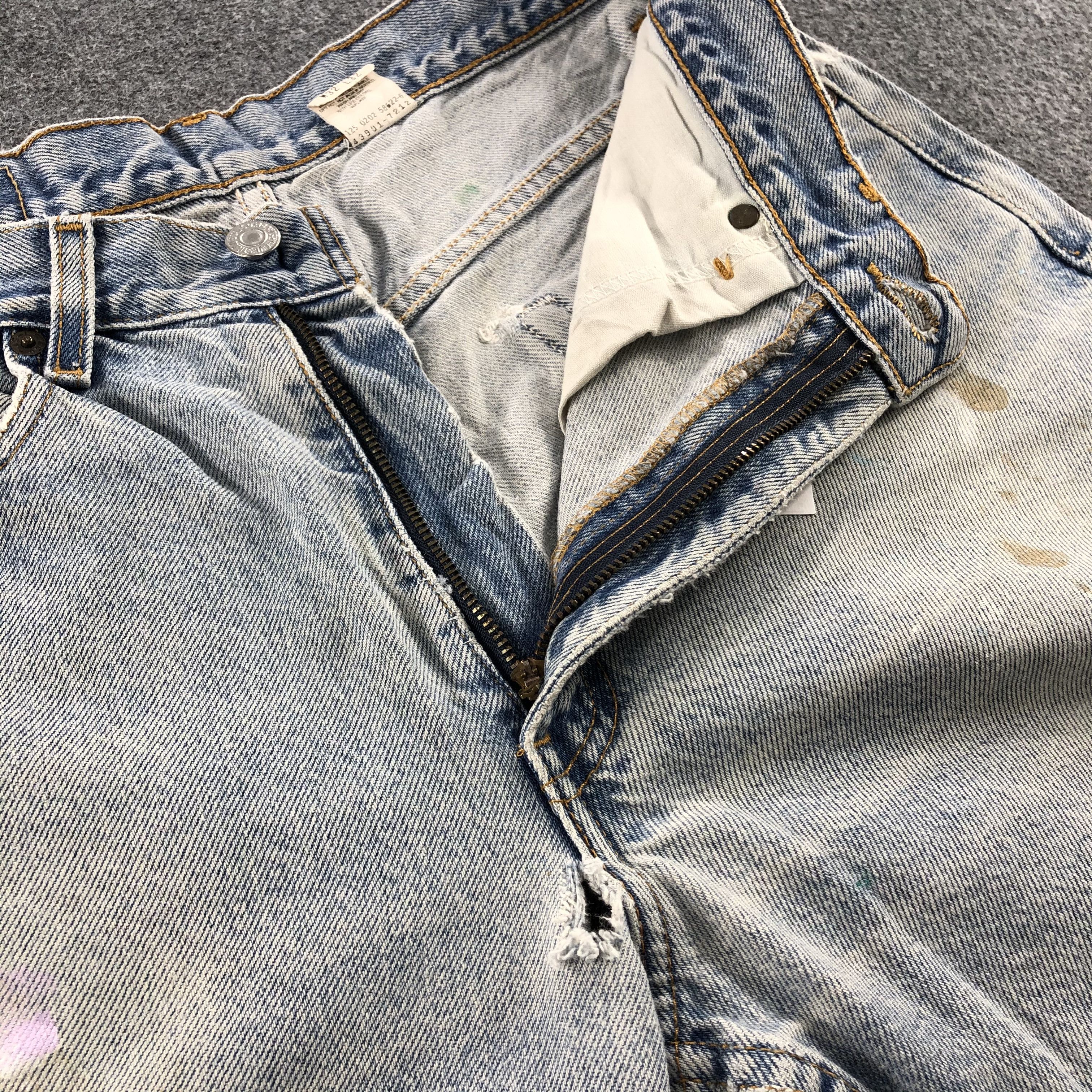 Levi's 90s Vintage Light Wash Levis 359 Jeans- J1347 Size US 30 / EU 46 - 8 Thumbnail