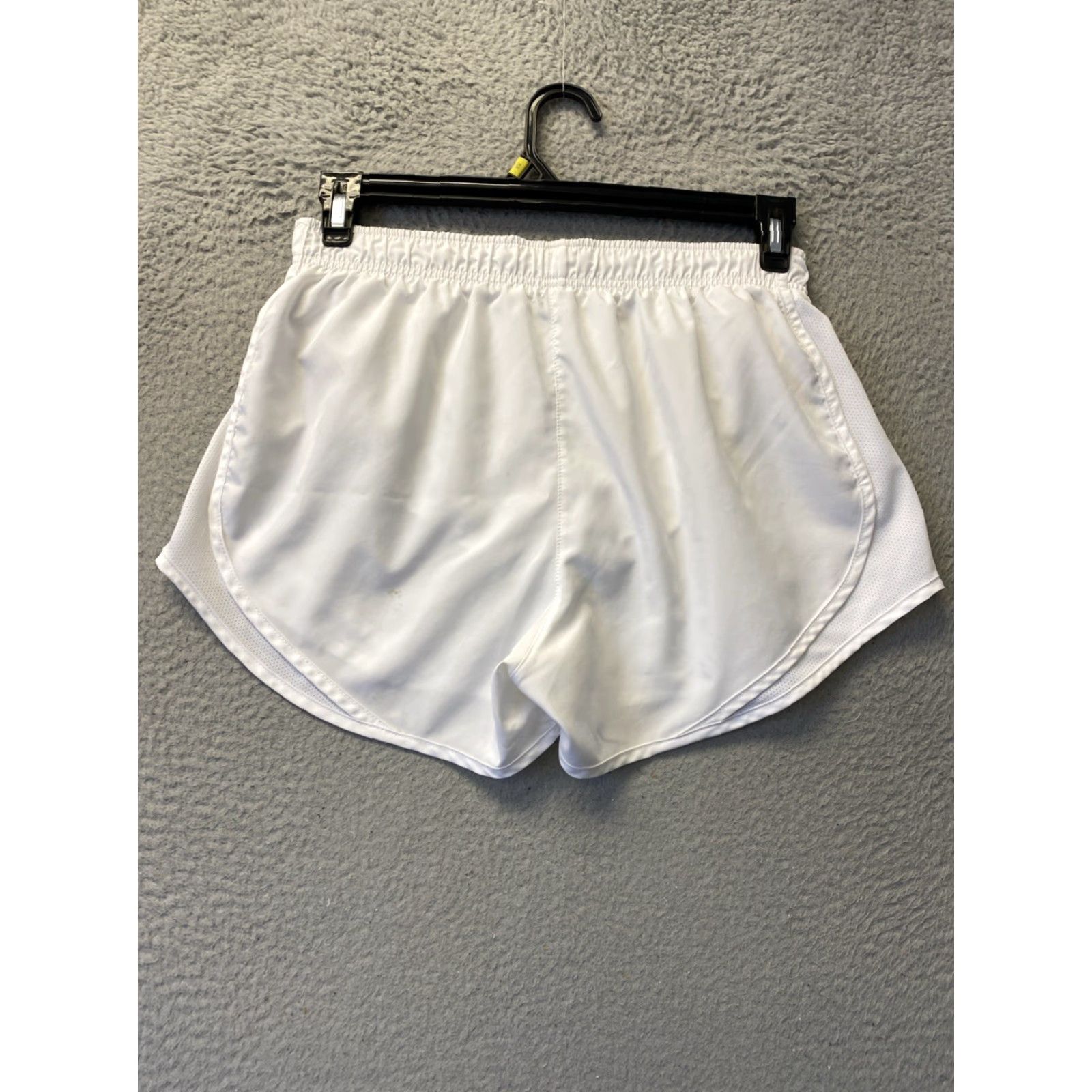 Nike NIKE White Running Shorts M Women's Athletic Activewear Regular Polyester White Run Shorts Medium Size 32" / US 10 / IT 46 - 7 Thumbnail