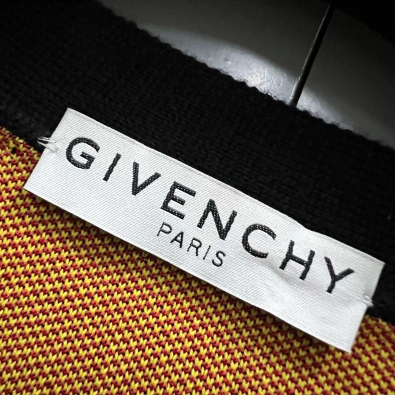 Givenchy Givenchy Graffiti Logo Knit Cardigan with Print on Back Size US XXL / EU 58 / 5 - 3 Thumbnail