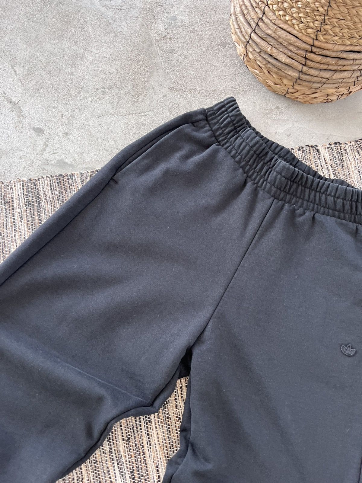 Adidas × Vintage Vintage Adidas Sweatpants Black Y2K Baggy Fit Rare pants Size 32" / US 10 / IT 46 - 3 Thumbnail
