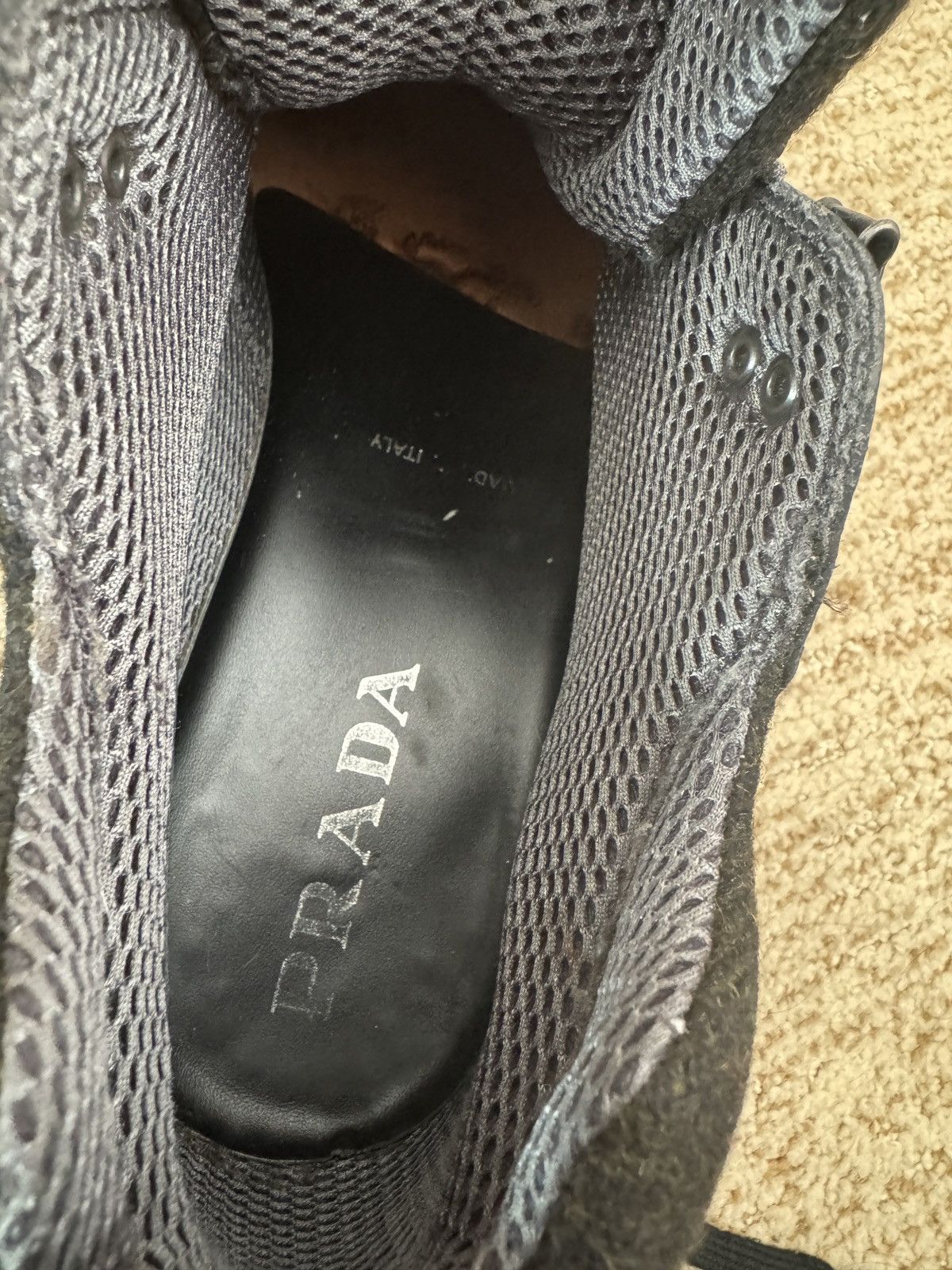 Prada VTG Prada Chunky Boots Mens 7 Black Leather Lace-Up Vibram Size US 7 / EU 40 - 5 Thumbnail