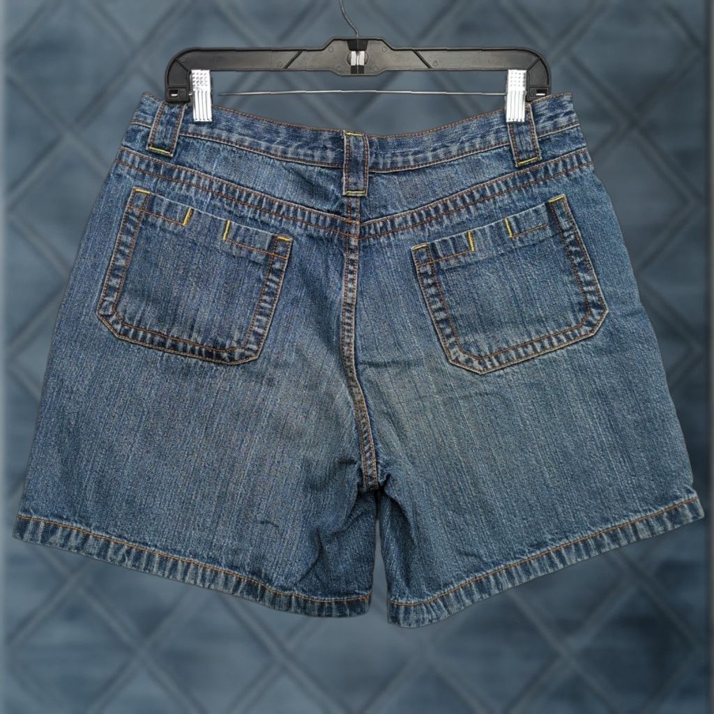 Faded Glory VINTAGE Faded Glory Denim Shorts Women 16 Blue Mom Regular Denim VTG Good B11 Womens Size 38" / US 16 / IT 52 - 1 Thumbnail